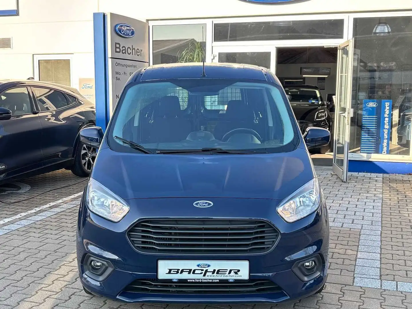 Ford Transit Courier Limited GRA*KLIMA*SYNC3*ALU Blau - 2