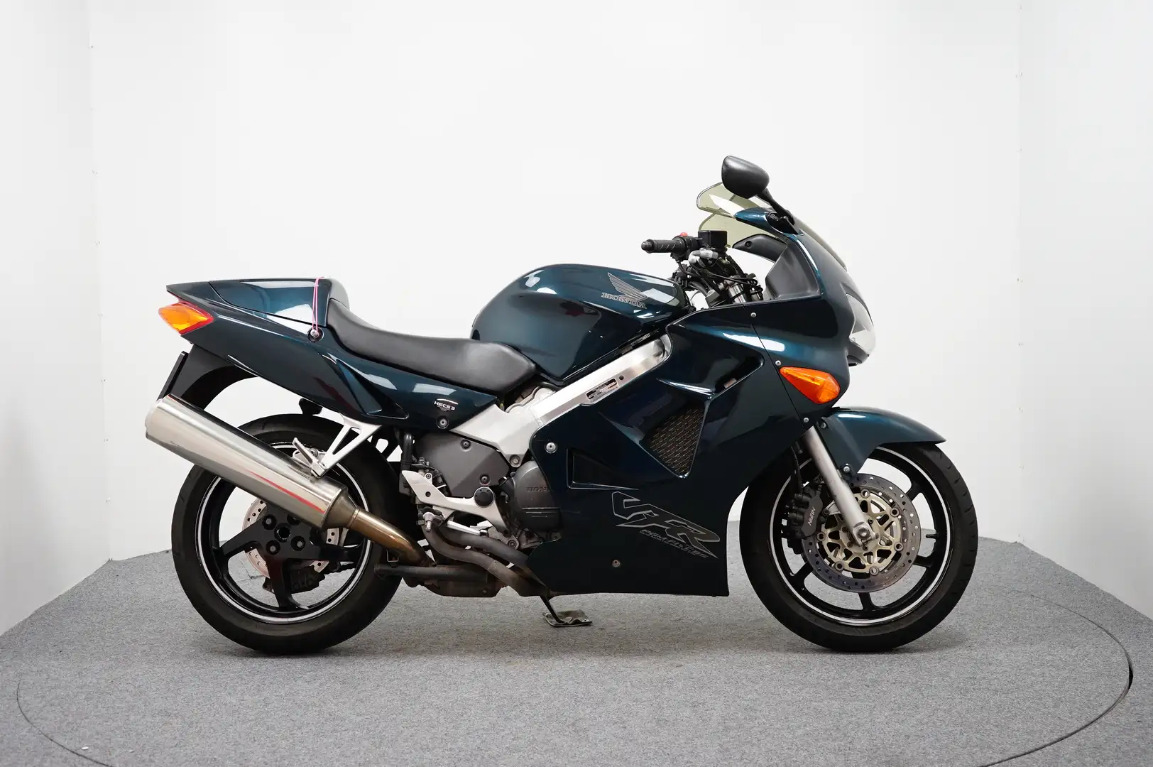 Honda VFR 800 Vert - 1