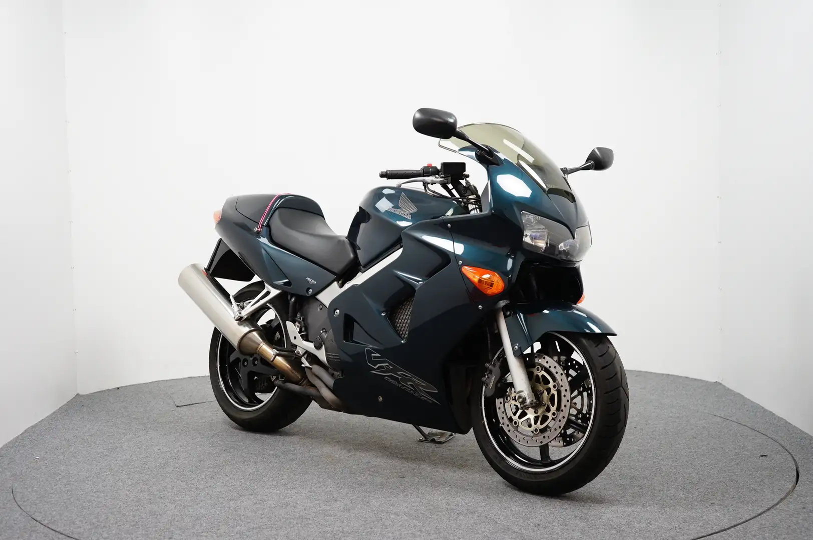 Honda VFR 800 Vert - 2