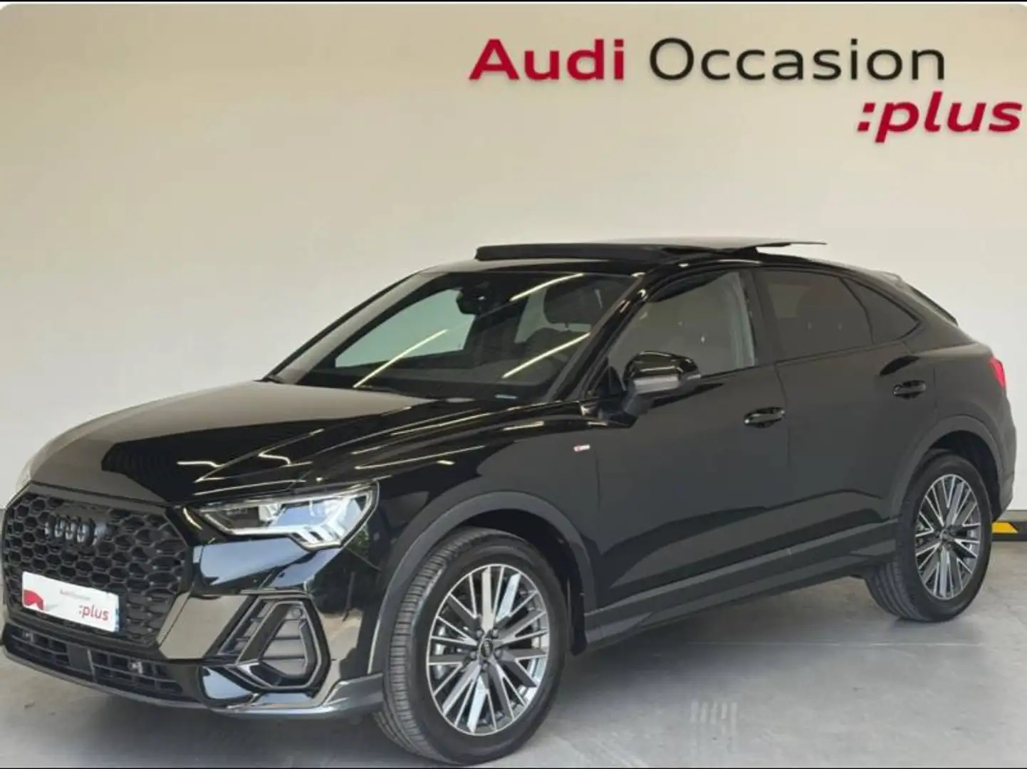 Audi Q3 35 TFSI 150ch S line S tronic 7 Noir - 1