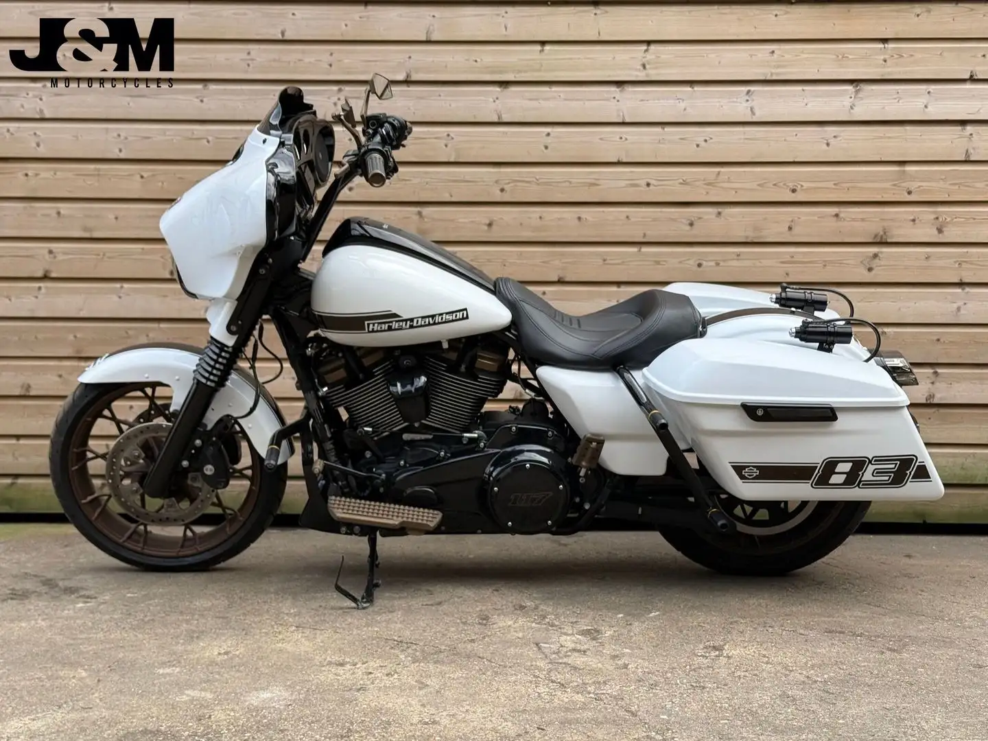 Harley-Davidson Street Glide ST FLHXST Zwart - 2