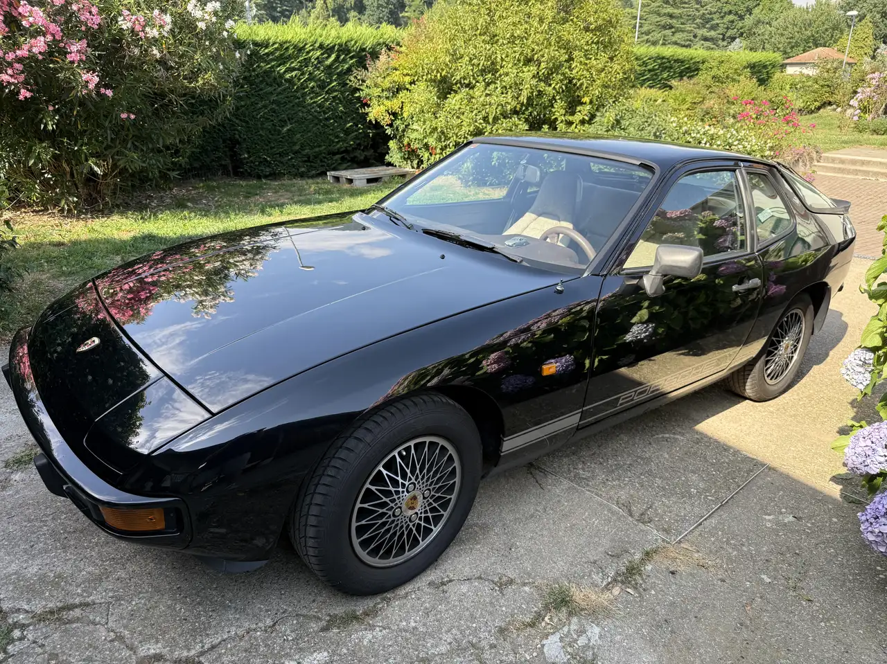 Porsche 924 2.0, foto 2