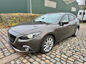 Mazda 3 1.5D 1r Main 122.000 km Carnet Auto Xenon Cuir Bose