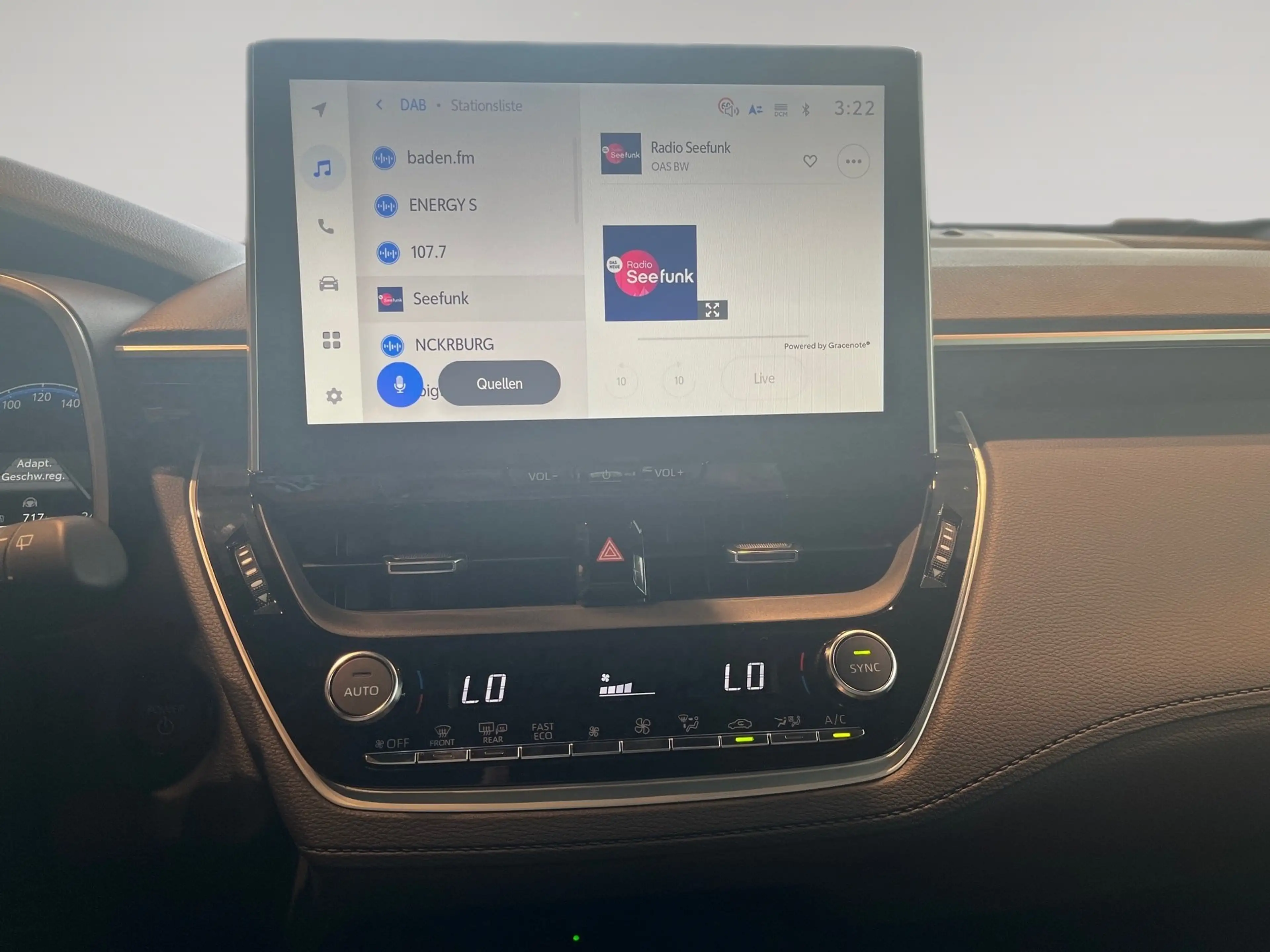 Toyota Corolla Cross 2,0 Teamplayer ACC+LED+Navi+SHZ+LM — photo 9