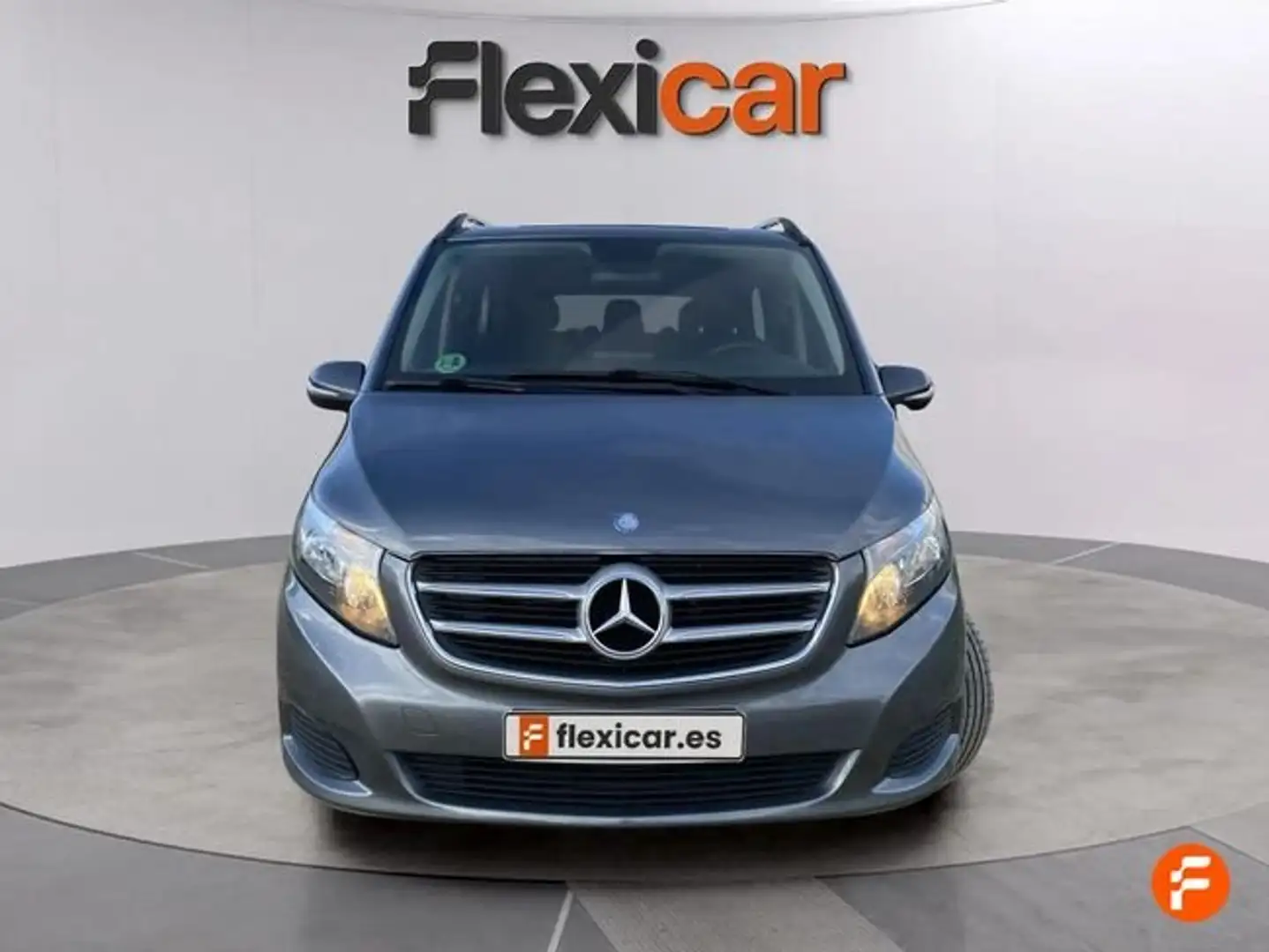 Mercedes-Benz V 250 Bluetec Largo Gris - 2