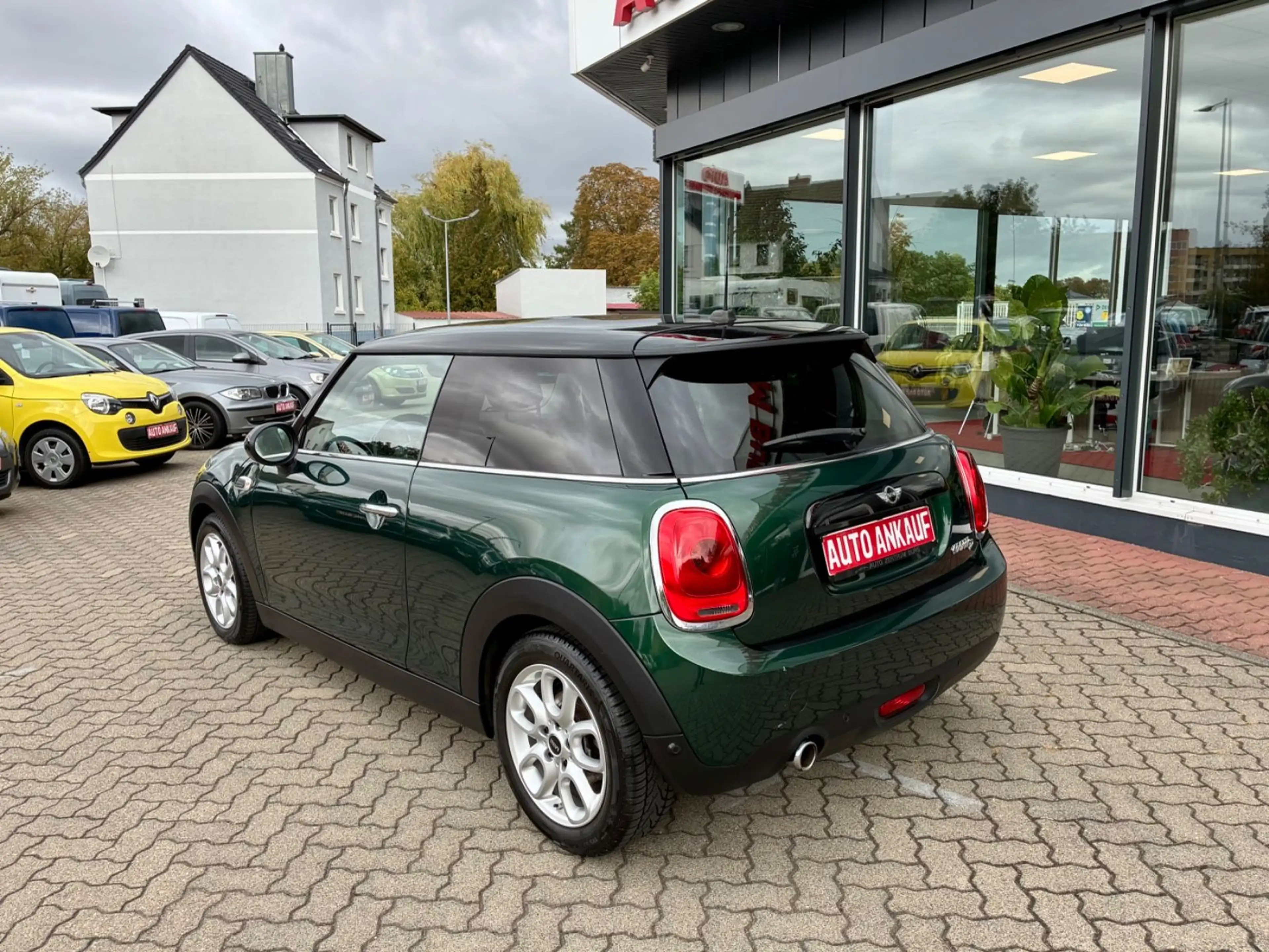 MINI Cooper D 1.5 TDi Automatik Tempomat Scheckheft — photo 9