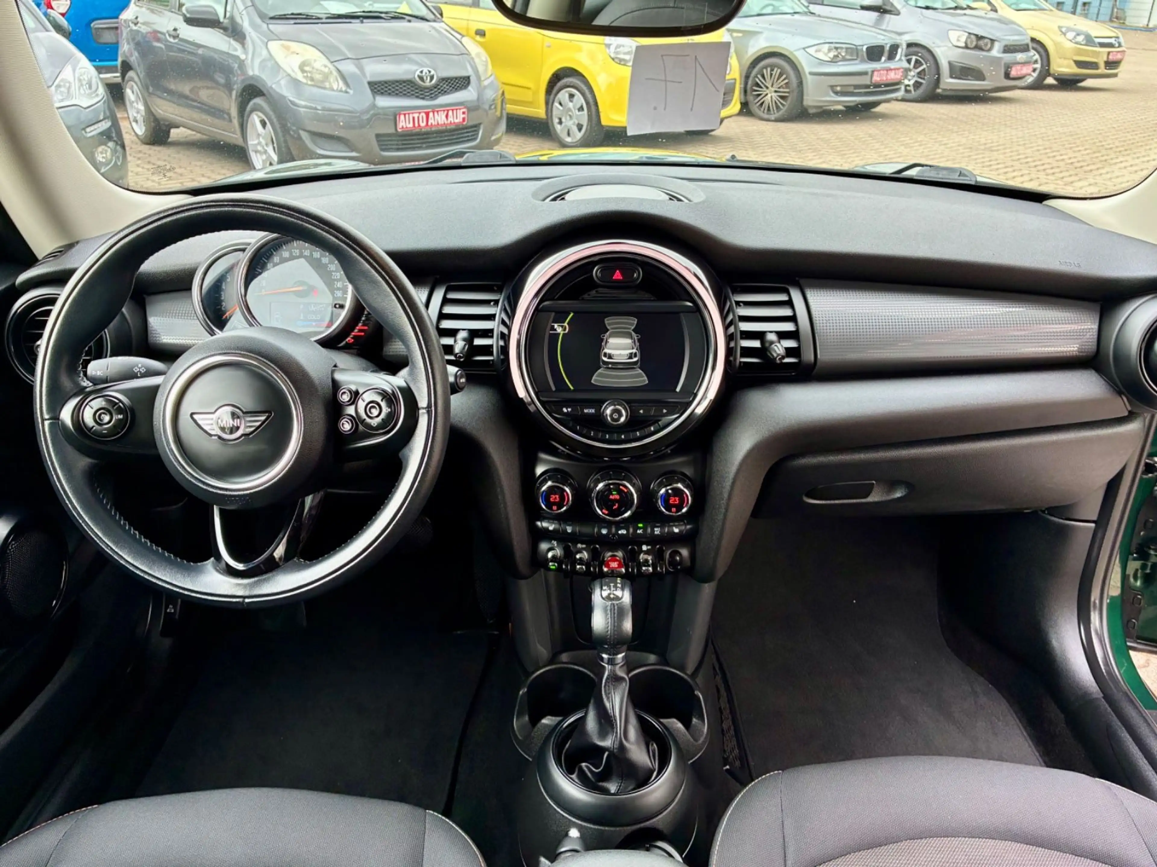 MINI Cooper D 1.5 TDi Automatik Tempomat Scheckheft — photo 15