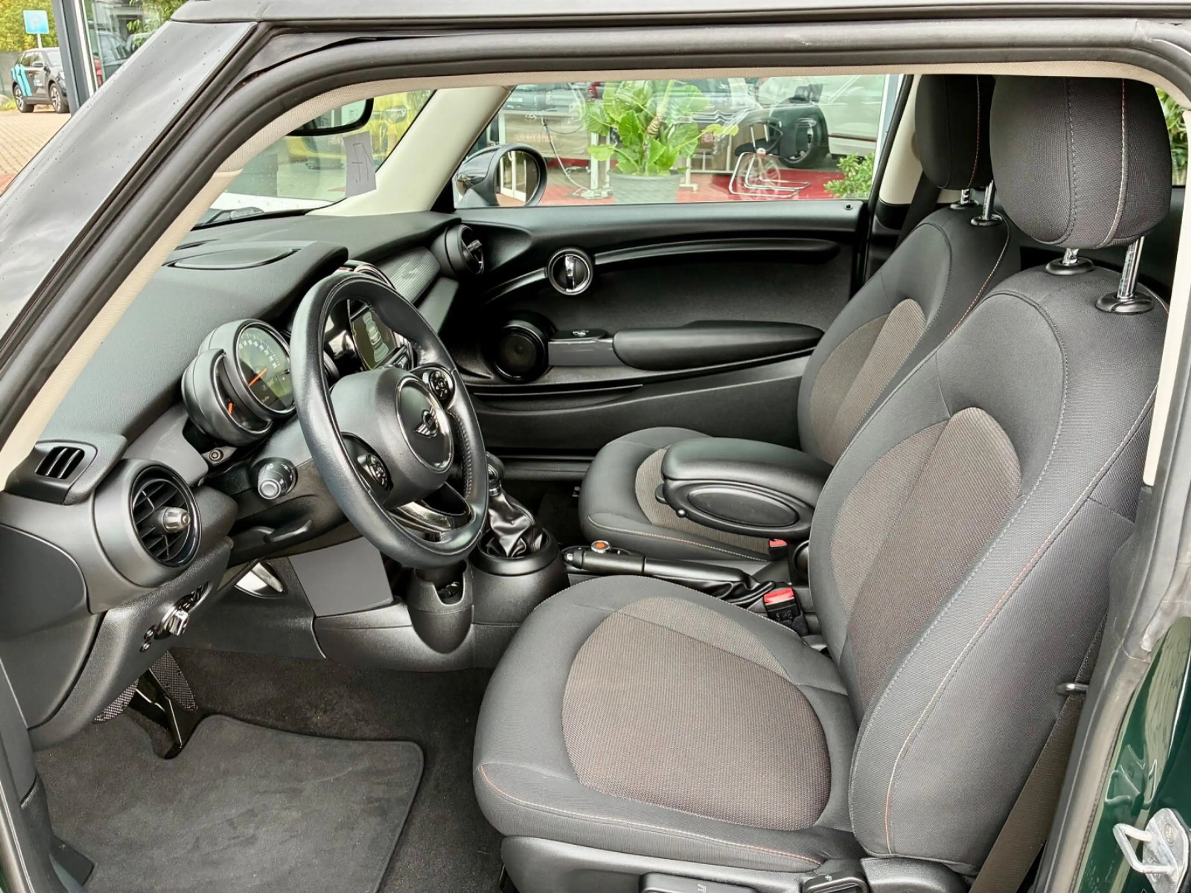 MINI Cooper D 1.5 TDi Automatik Tempomat Scheckheft — photo 10
