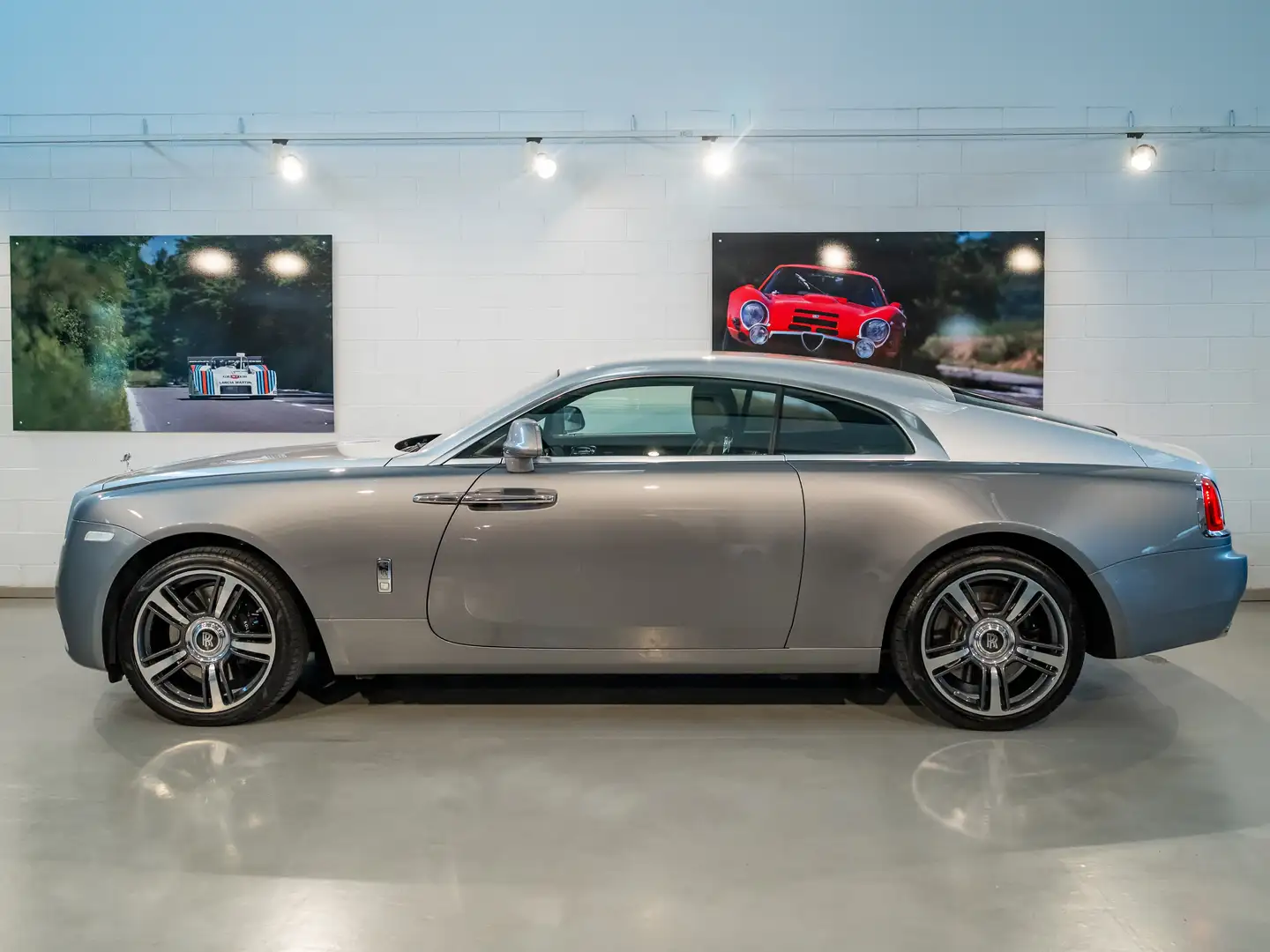 Rolls-Royce Wraith 6.6 V12" Inspired by Film+SERVICES R.R. Zilver - 2