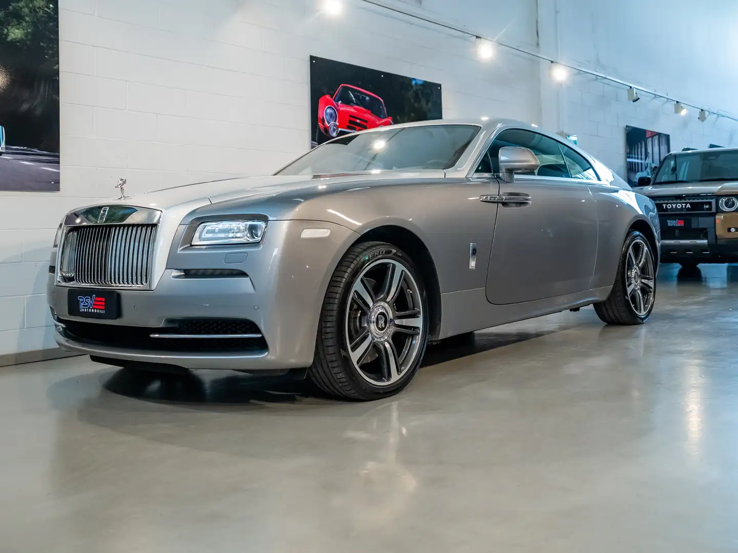 Rolls-Royce Wraith 6.6 V12" Inspired by Film+SERVICES R.R. Zilver - 1