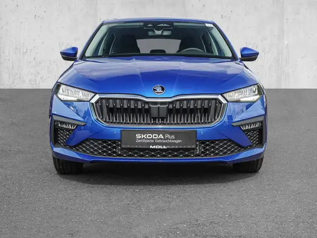 Skoda Scala view 3