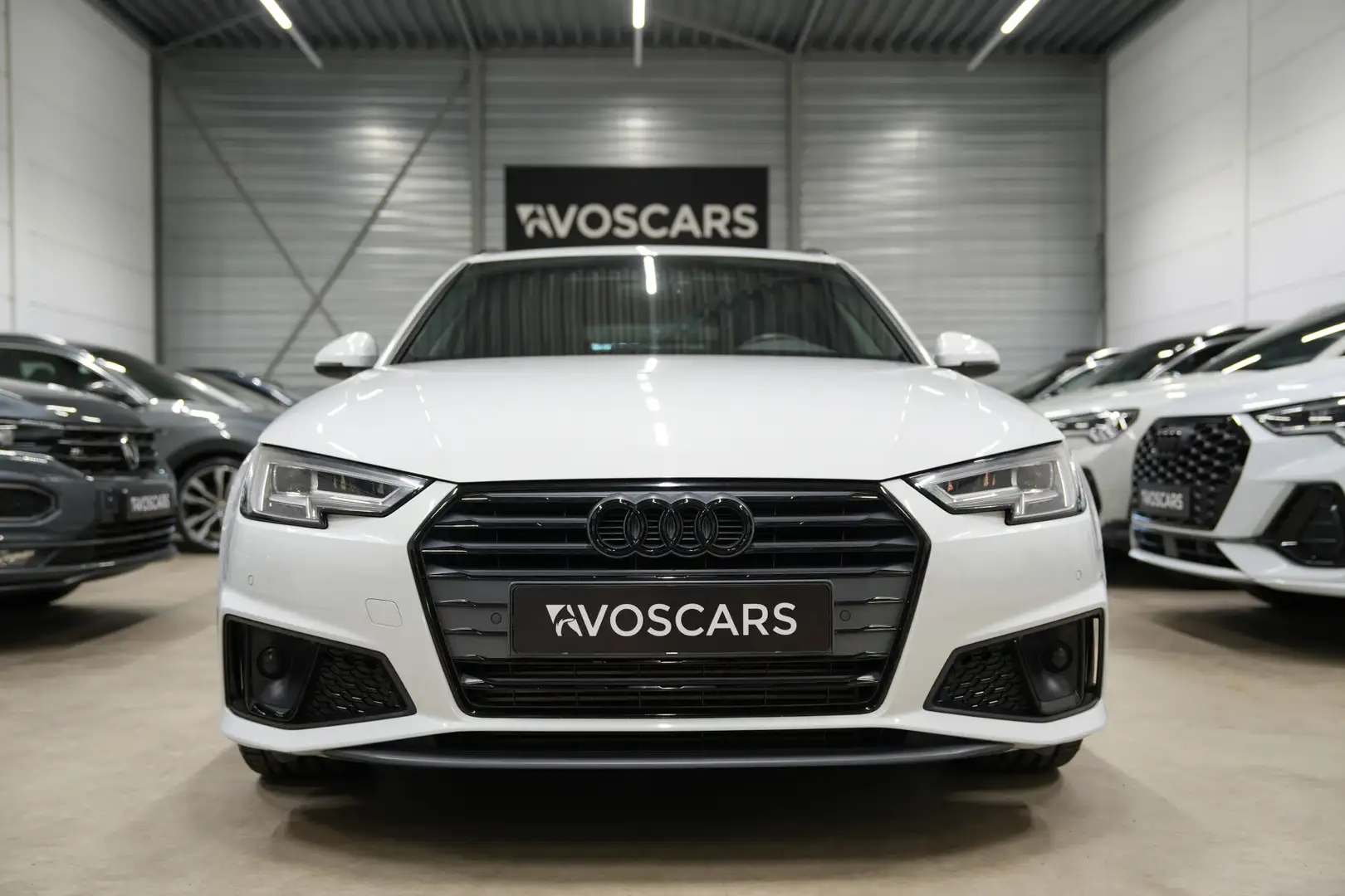 Audi A4 Avant 40 TFSI 3x S Line * Pano - Virtual - Sfeer - Wit - 2