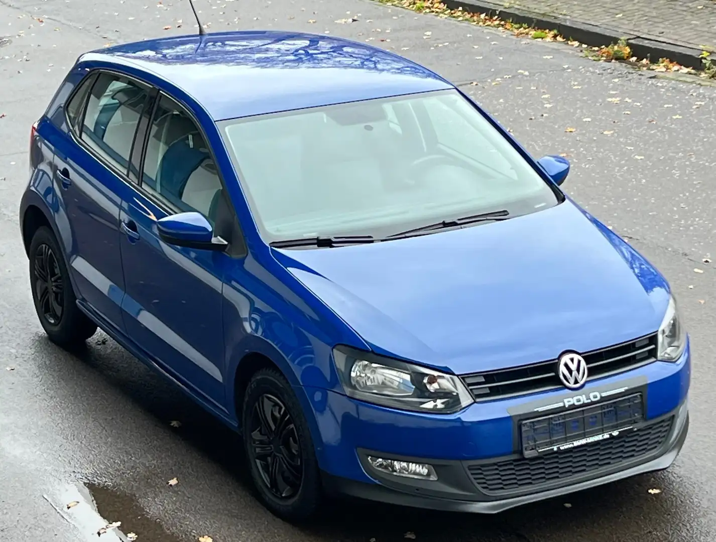 Volkswagen Polo Trendline-klima-Euro 5 Blau - 2