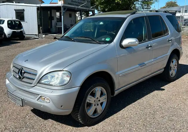 Mercedes-Benz ML 270 CDI*Bi-Xenon*COMMAND-DVD*FINAL Edition DE