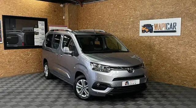 Toyota Proace City 7Places * Automatique * Carplay * Garantie 1 à 3 ans