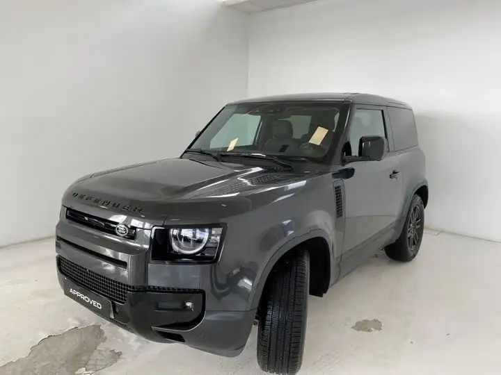 Land Rover Defender 2026
