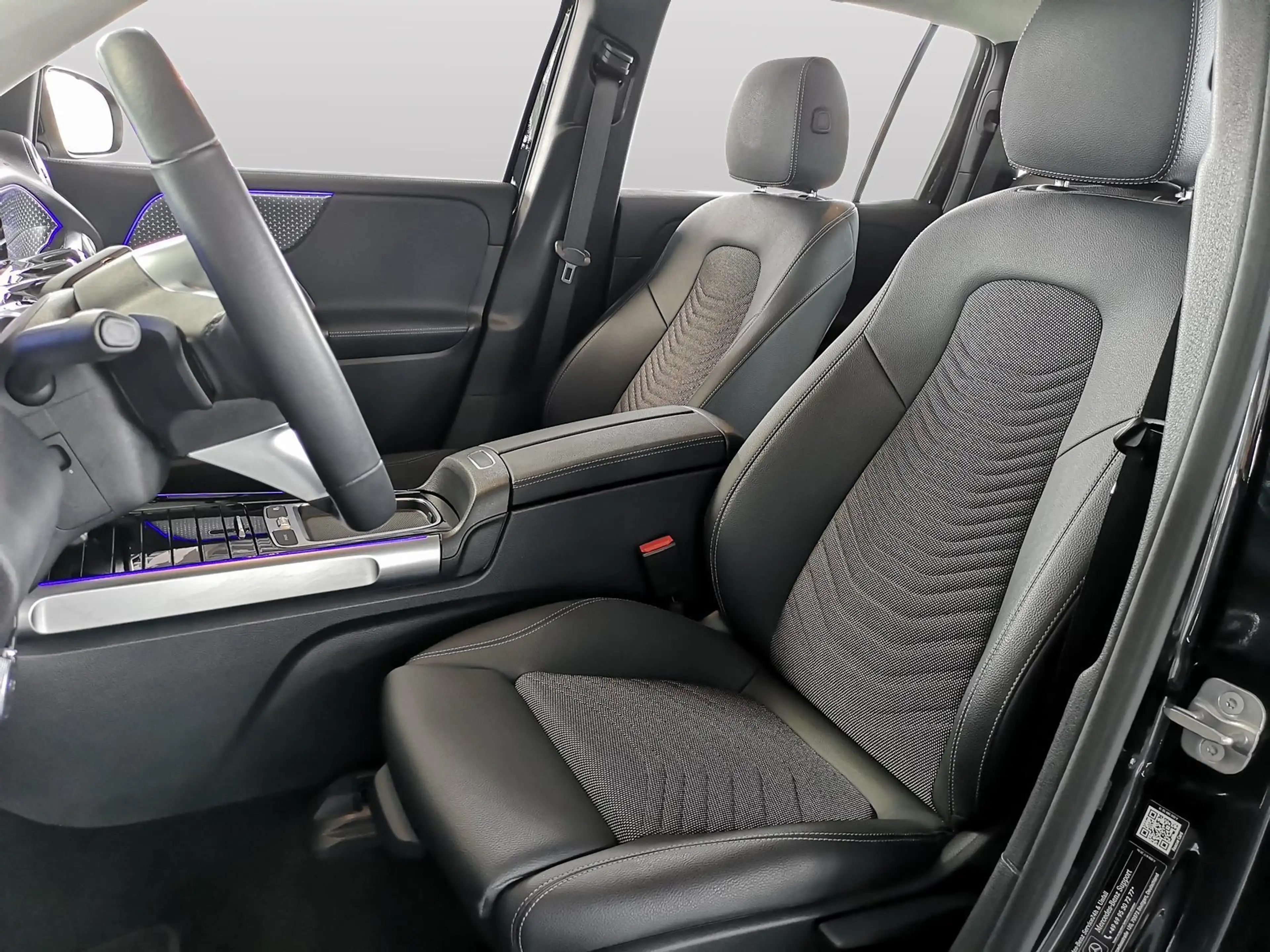Mercedes-Benz EQB 350 4M Progressive ADVANCED+ANHÄNGERKUPPLUNG — photo 15