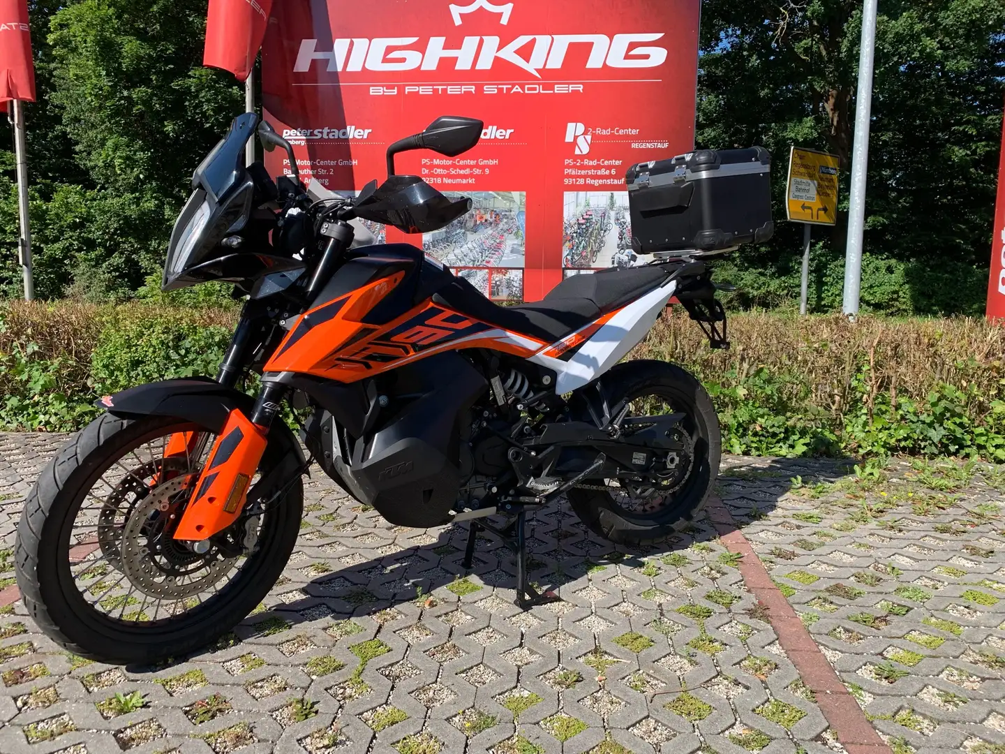 KTM 790 Adventure KTM Duke 790 Adventure Orange - 2
