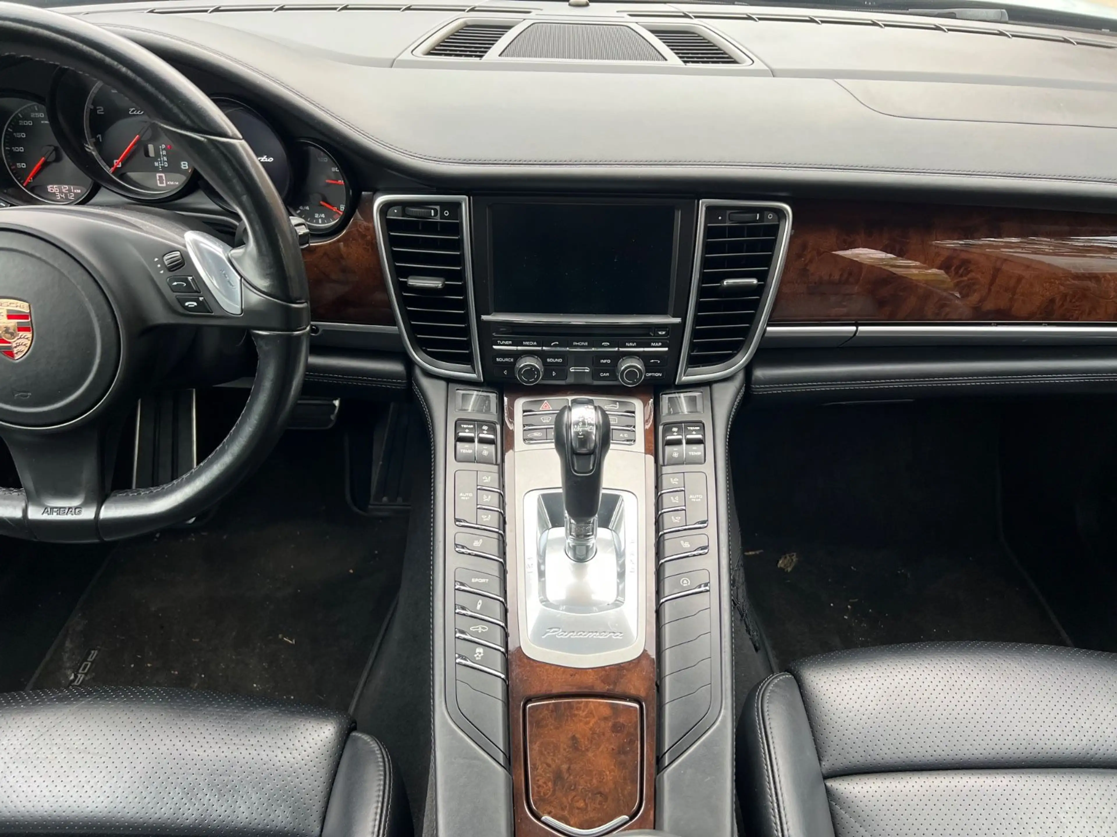 Porsche Panamera Turbo 4.8 V8 — photo 14