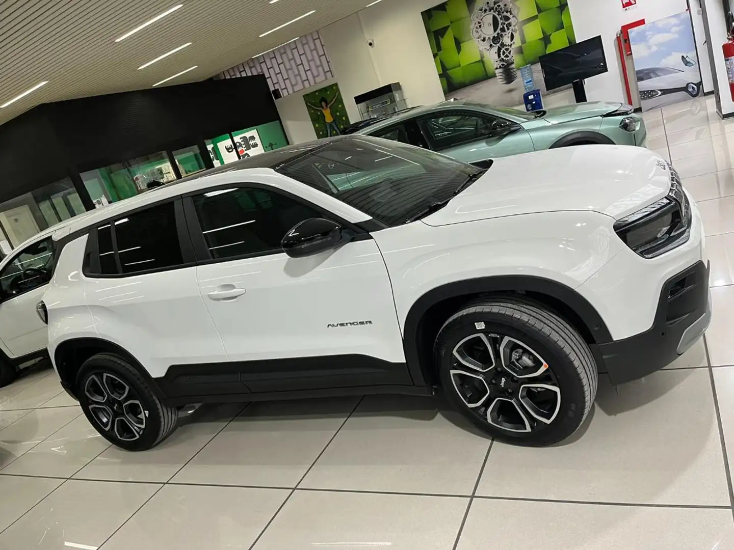 Jeep Avenger 1.2 Turbo MHEV Summit Blanc - 1