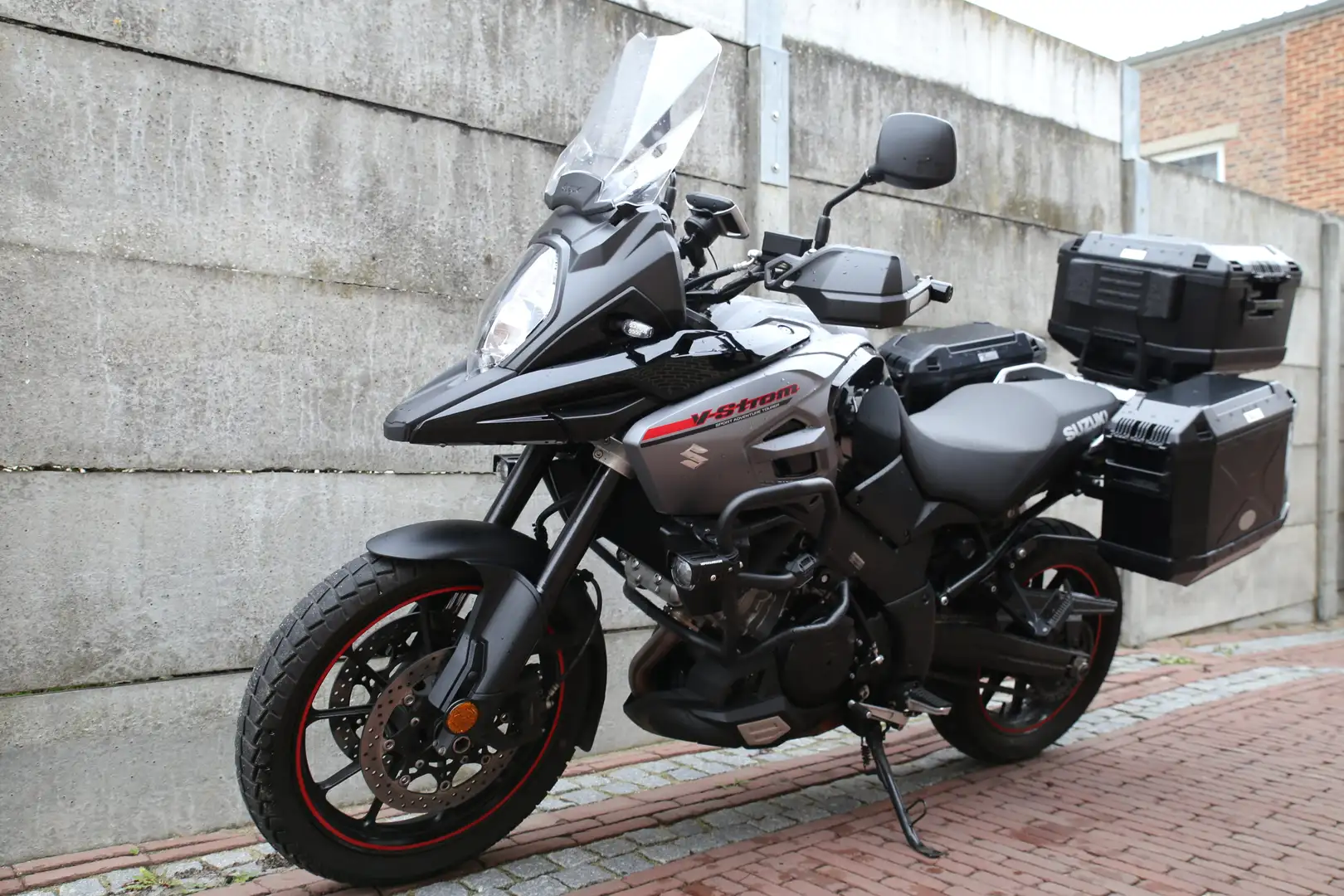 Suzuki V-Strom 1000 Noir - 2