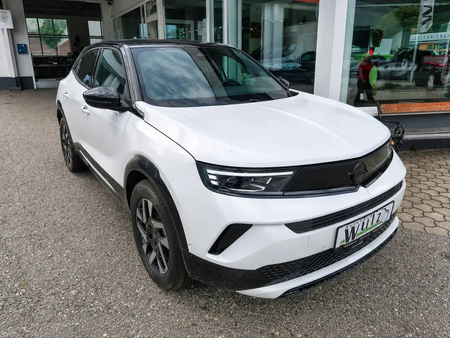 Opel Mokka 1,2 Direct Injection Turbo MHEV Aut. GS GS Weiß - 1