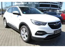 Opel Grandland (X) 1.2 Edition Navi PDC