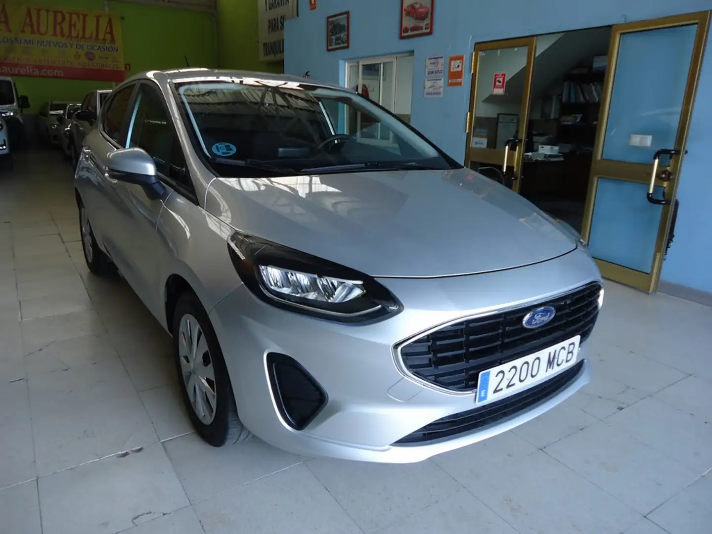 Ford Fiesta 1.1 Ti-VCT Trend Gris - 2