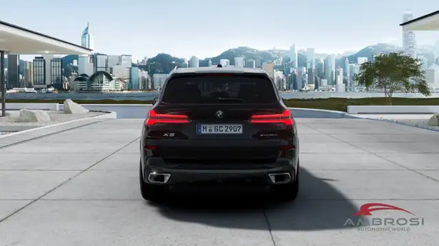 BMW X5 view 5