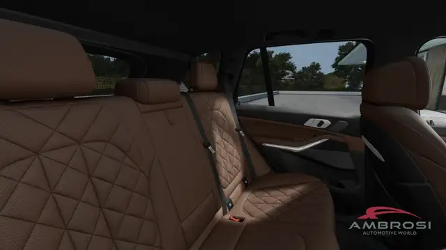 BMW X5 view 12
