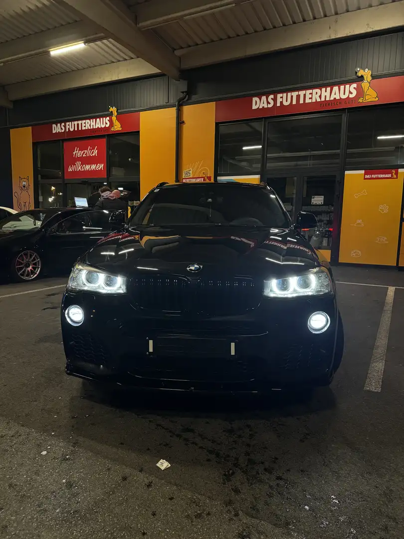 BMW X4 xDrive 30d Aut. Schwarz - 2