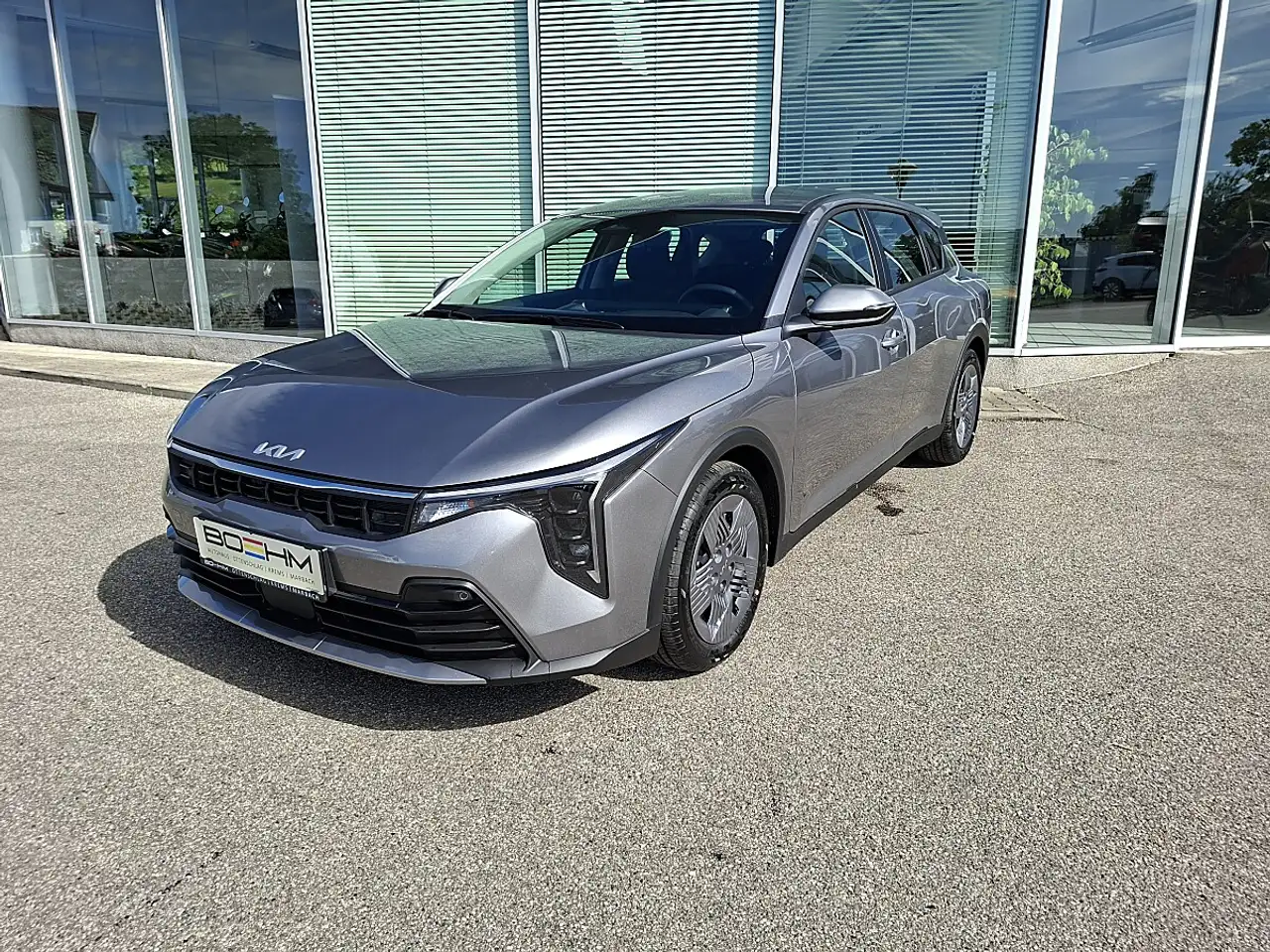 Kia K4