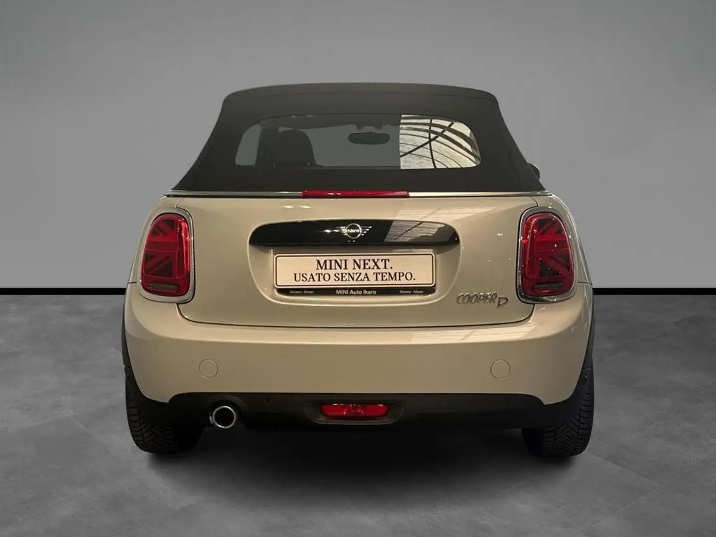 MINI Cooper D Cabrio 1.5 Cooper D Argento - 2