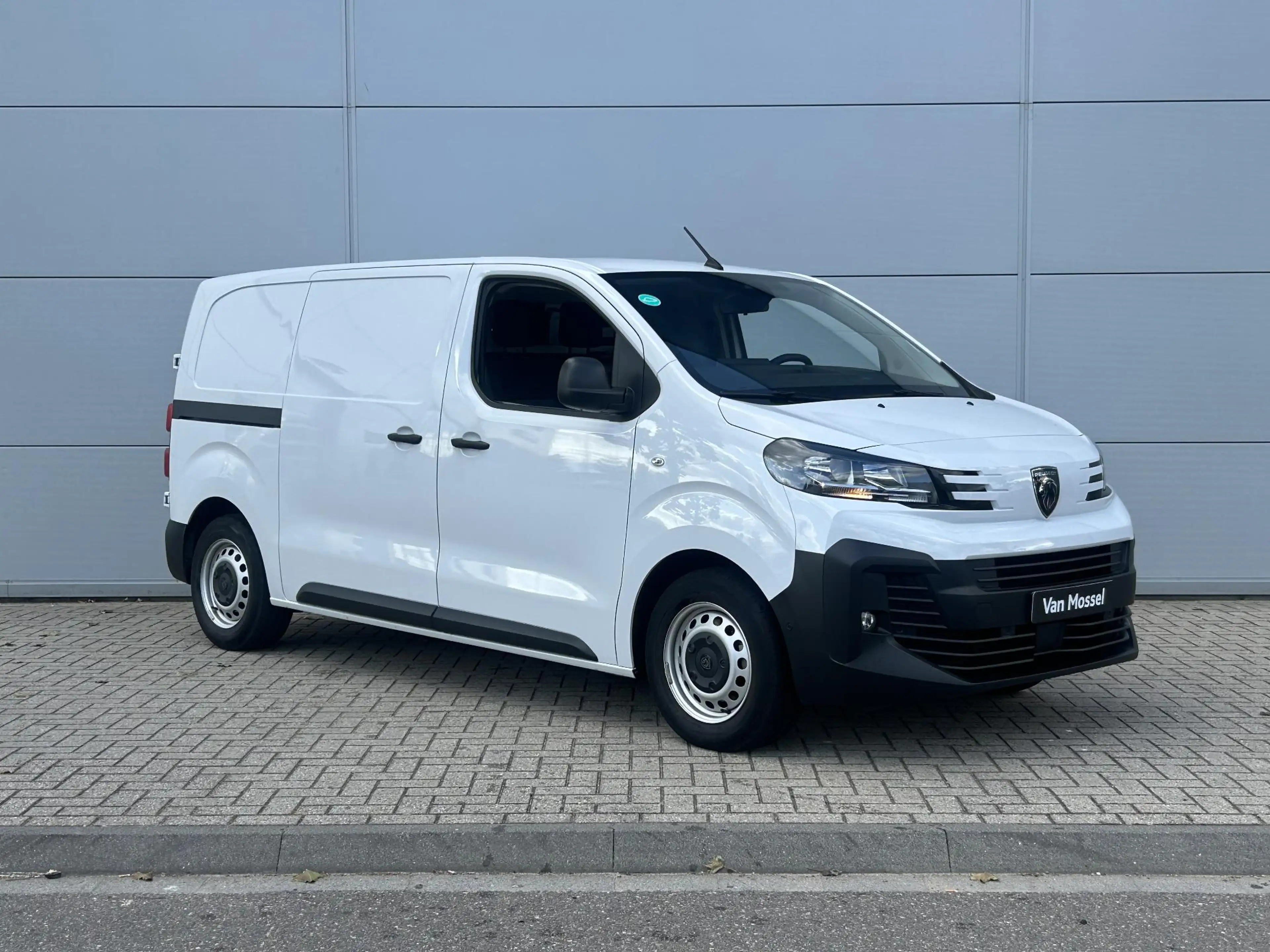 Peugeot e-Expert EV L2 75 kWh | Camera | Navigatie | Verlengde sche — photo 7