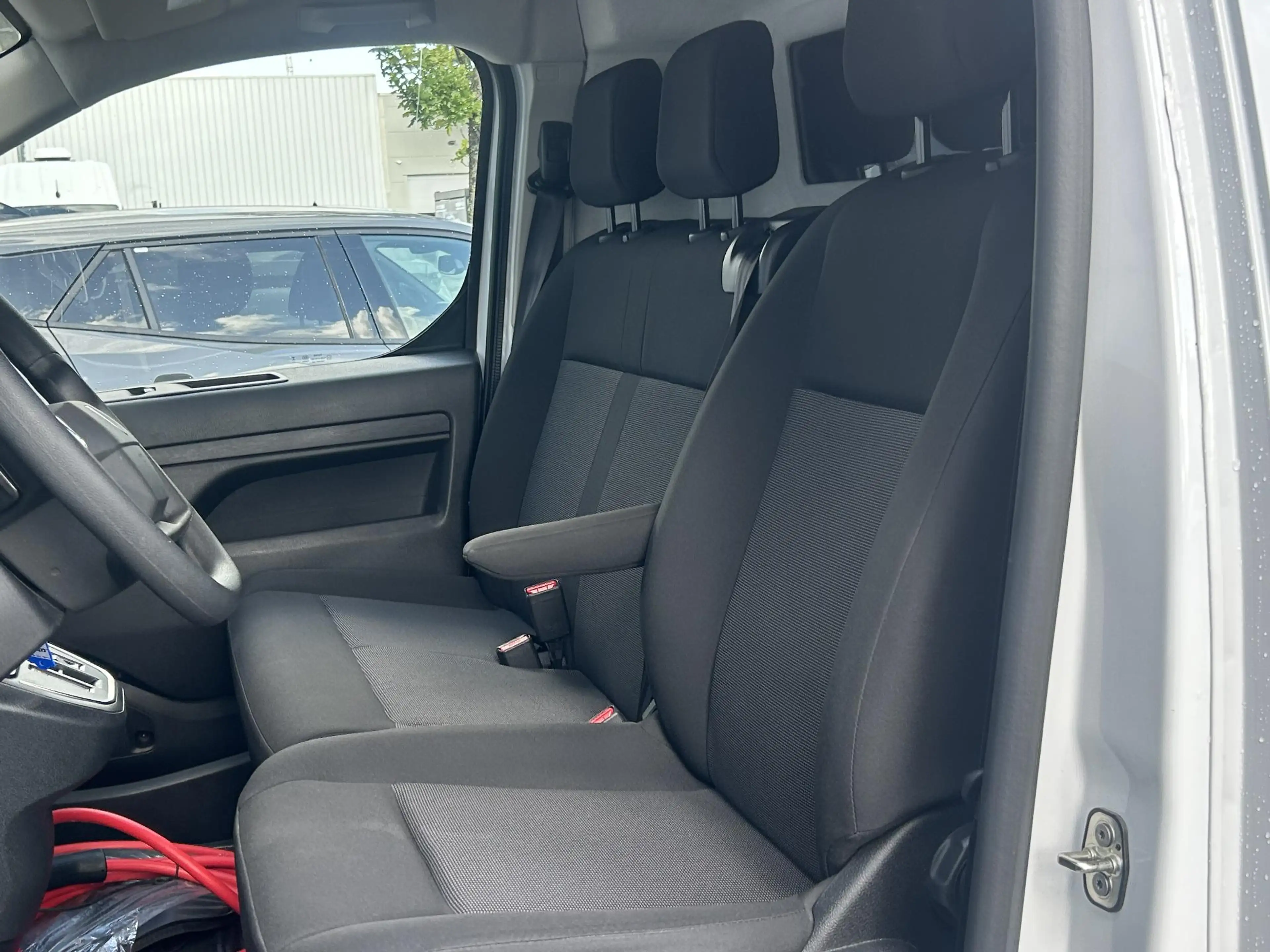 Peugeot e-Expert EV L2 75 kWh | Camera | Navigatie | Verlengde sche — photo 11