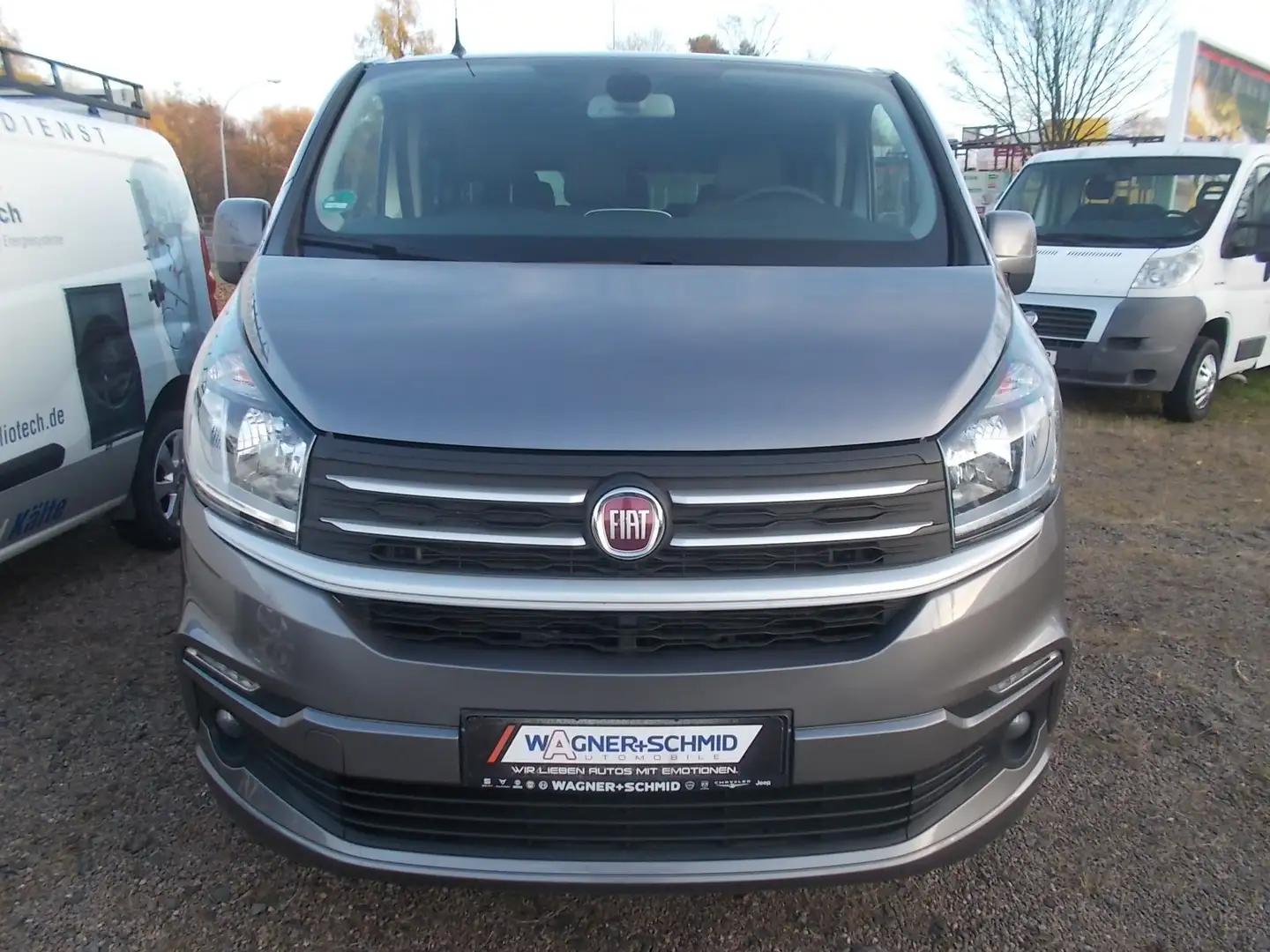 Fiat Talento 2.0 Mjet 145 PS L2H1 Family NAVI AHK Grau - 1