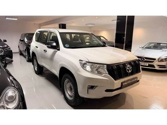 Toyota Land Cruiser D-4D GX - foto 1