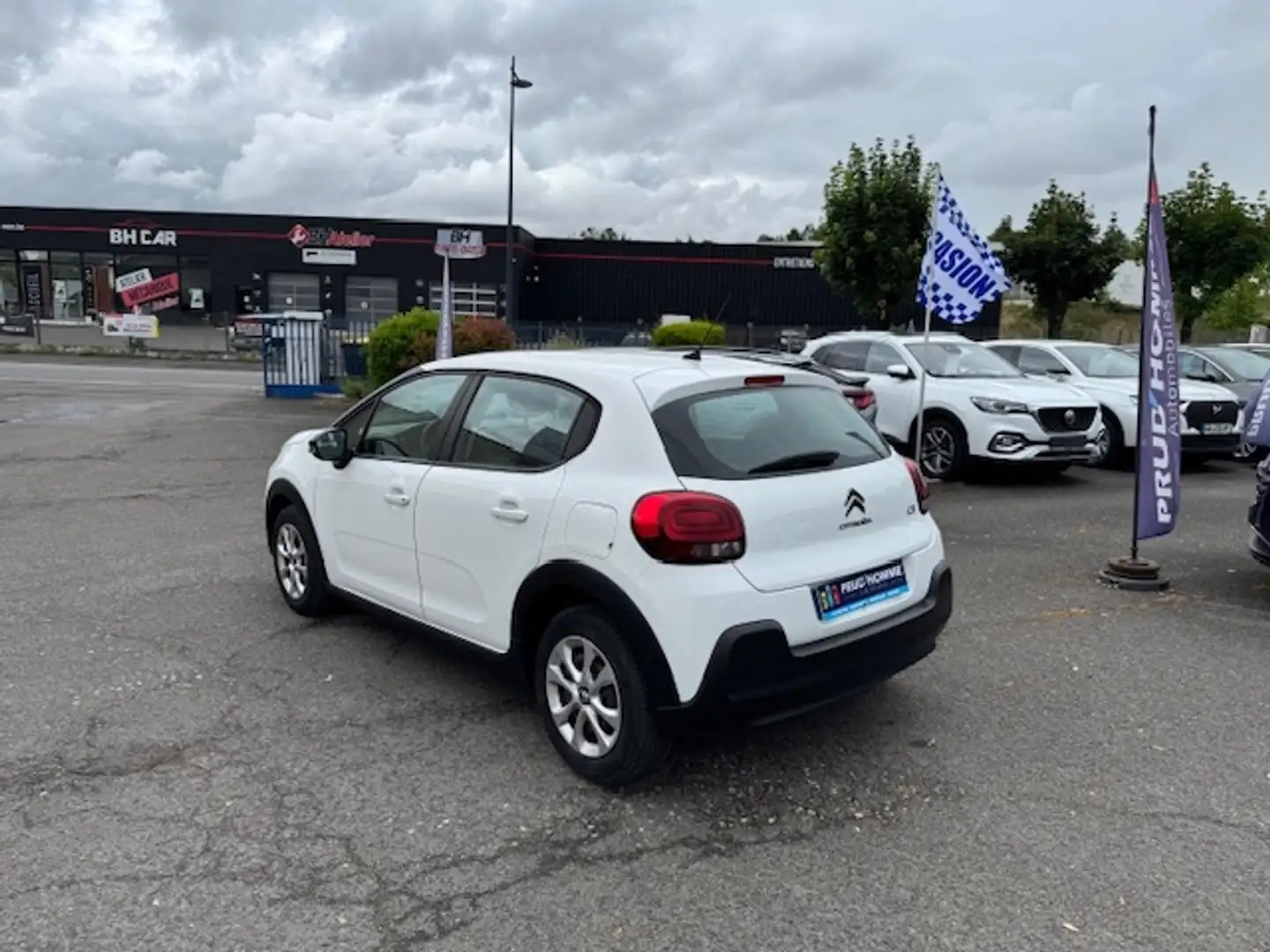 Citroen C3 1.2 PURETECH 83CH S\u0026S FEEL - 2