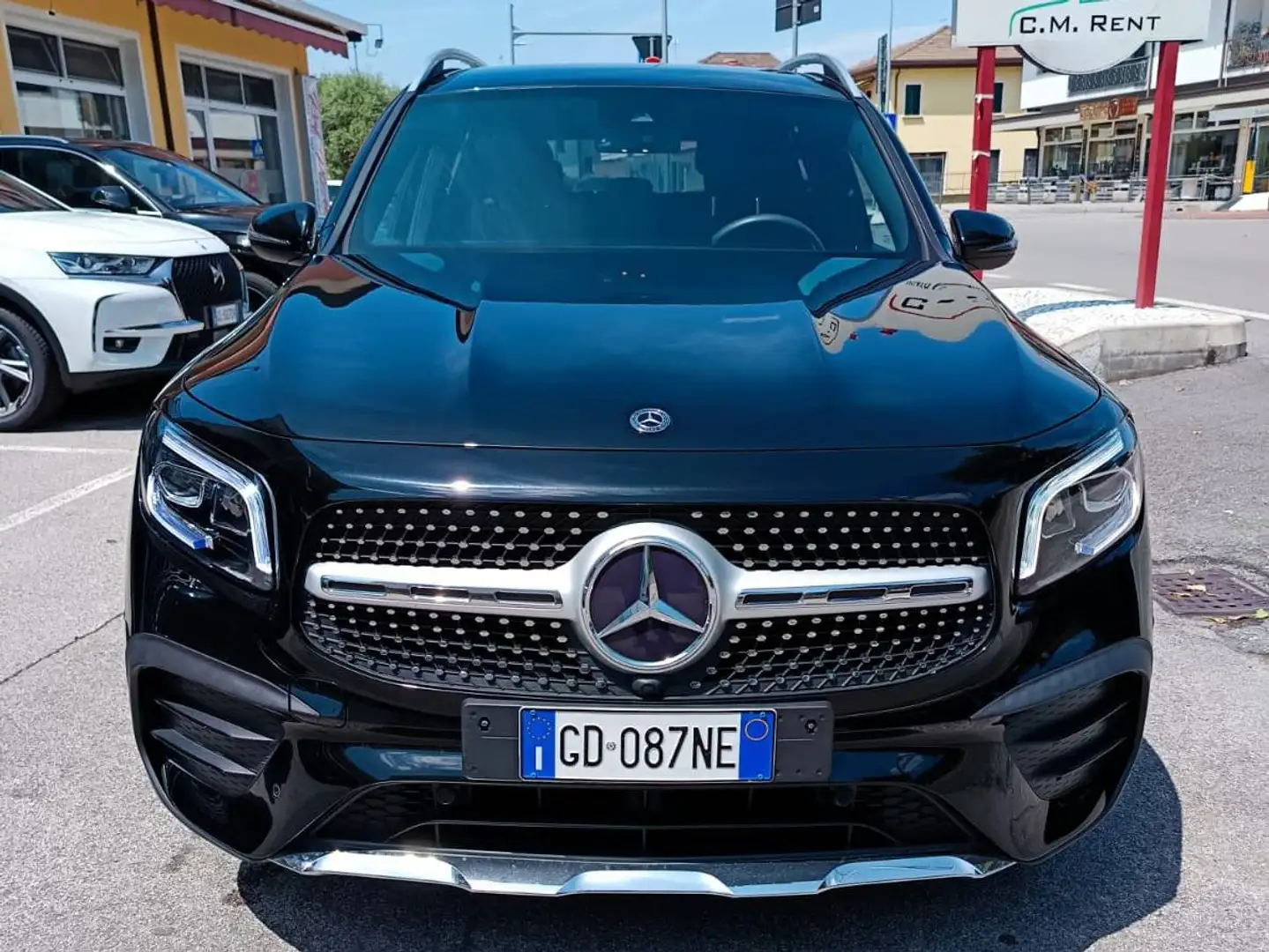 Mercedes-Benz GLB 180 d Premium auto Чорний - 2