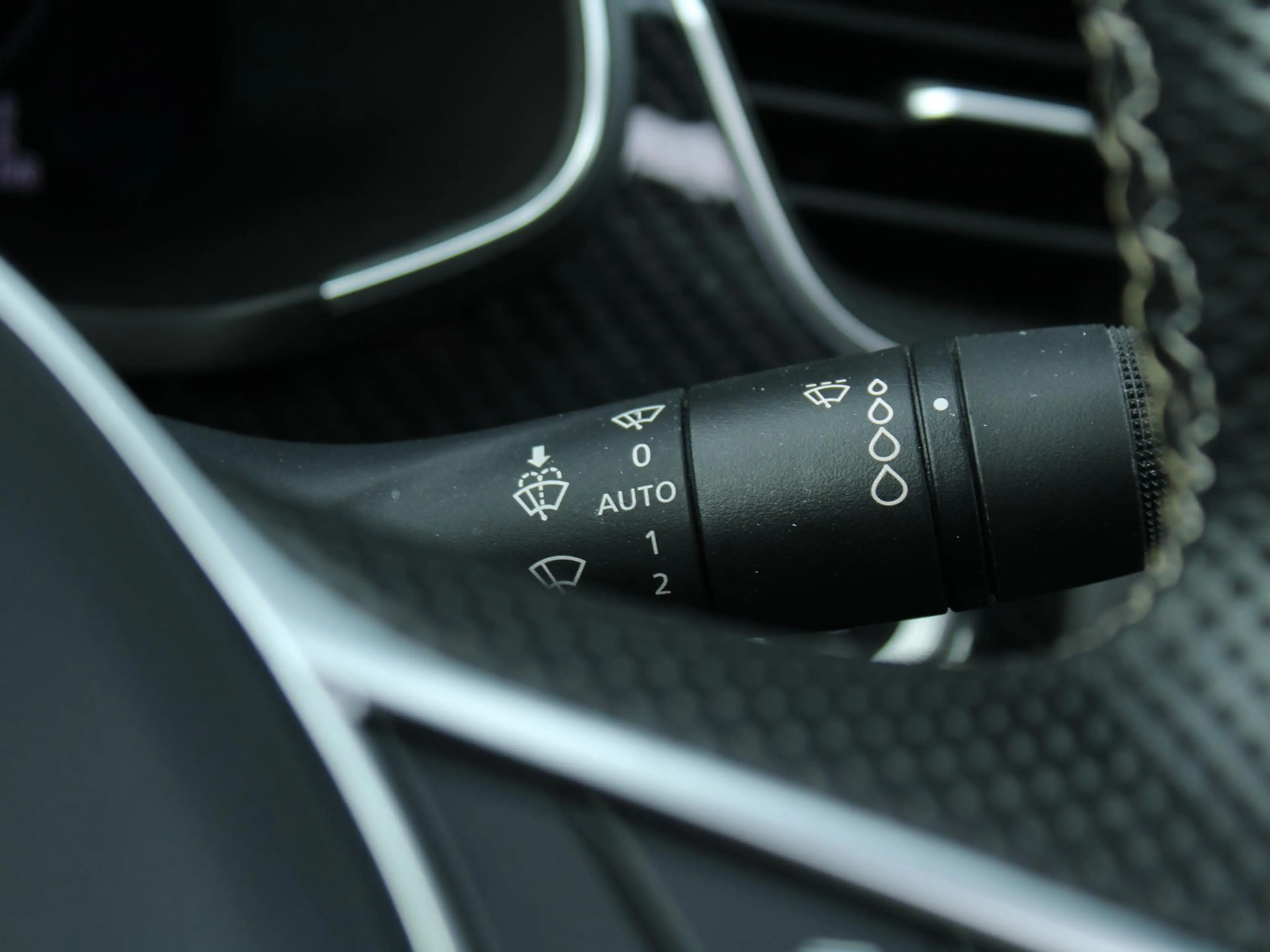 Renault Arkana 1.6 E-Tech hybrid 145 E-Tech engineered | Panorama — photo 30