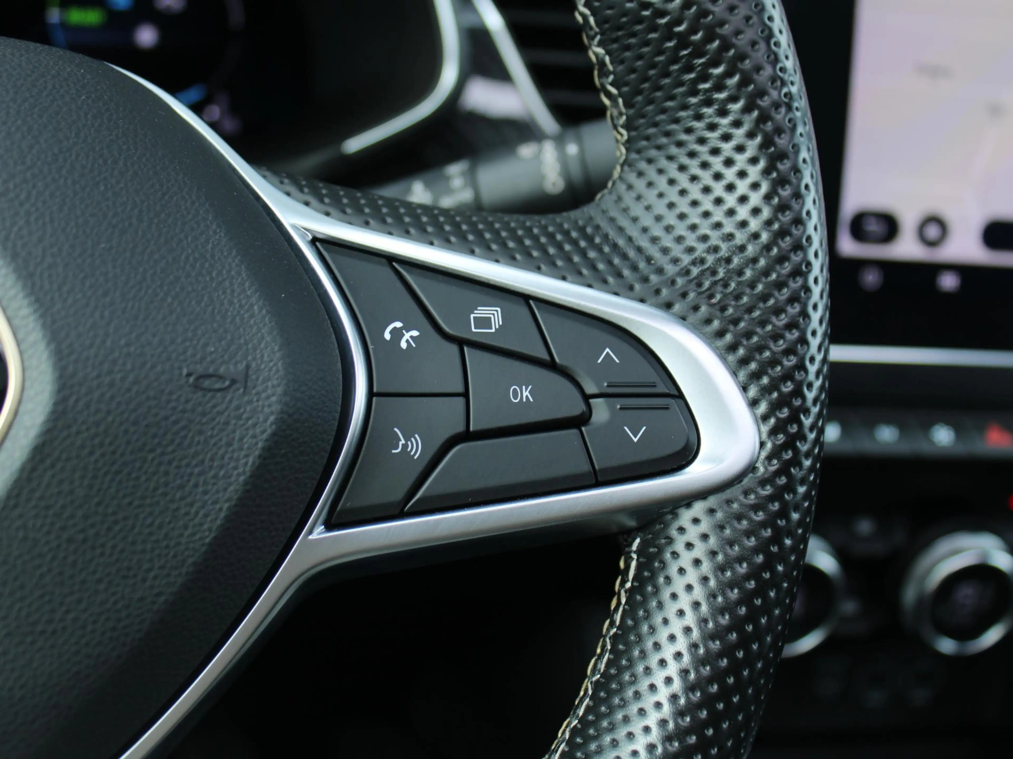 Renault Arkana 1.6 E-Tech hybrid 145 E-Tech engineered | Panorama — photo 29