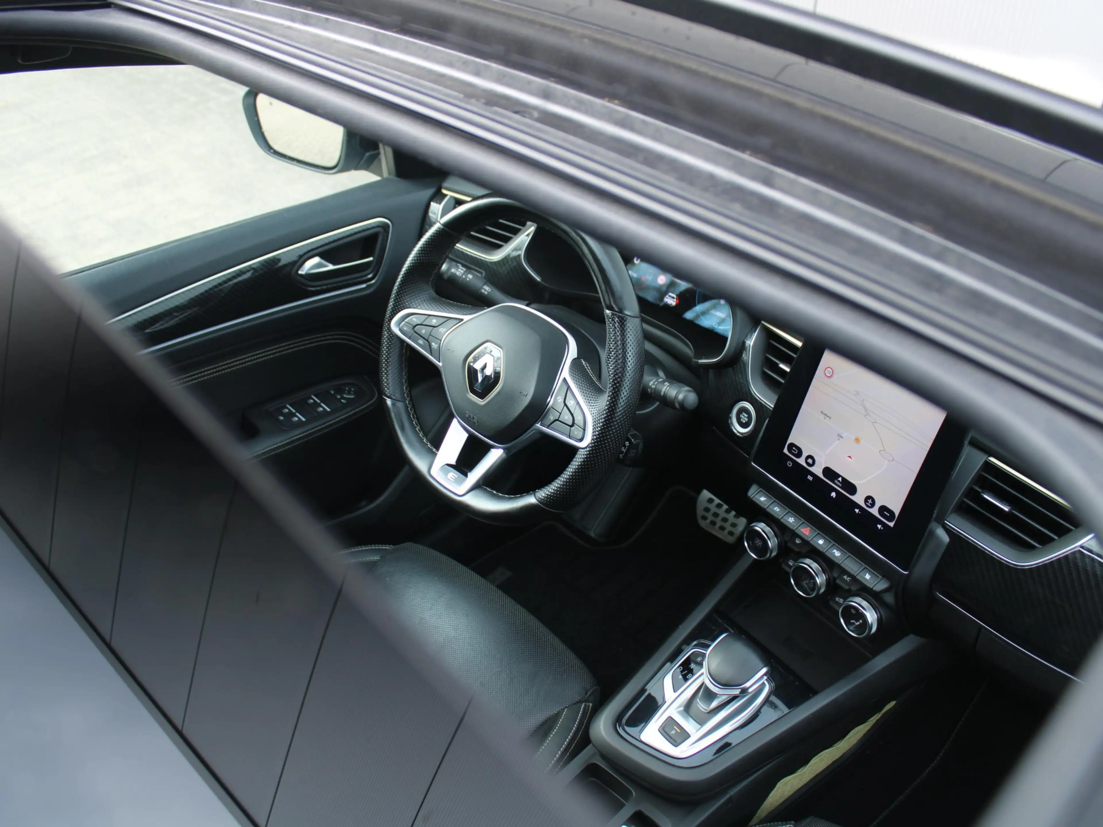 Renault Arkana 1.6 E-Tech hybrid 145 E-Tech engineered | Panorama — photo 22