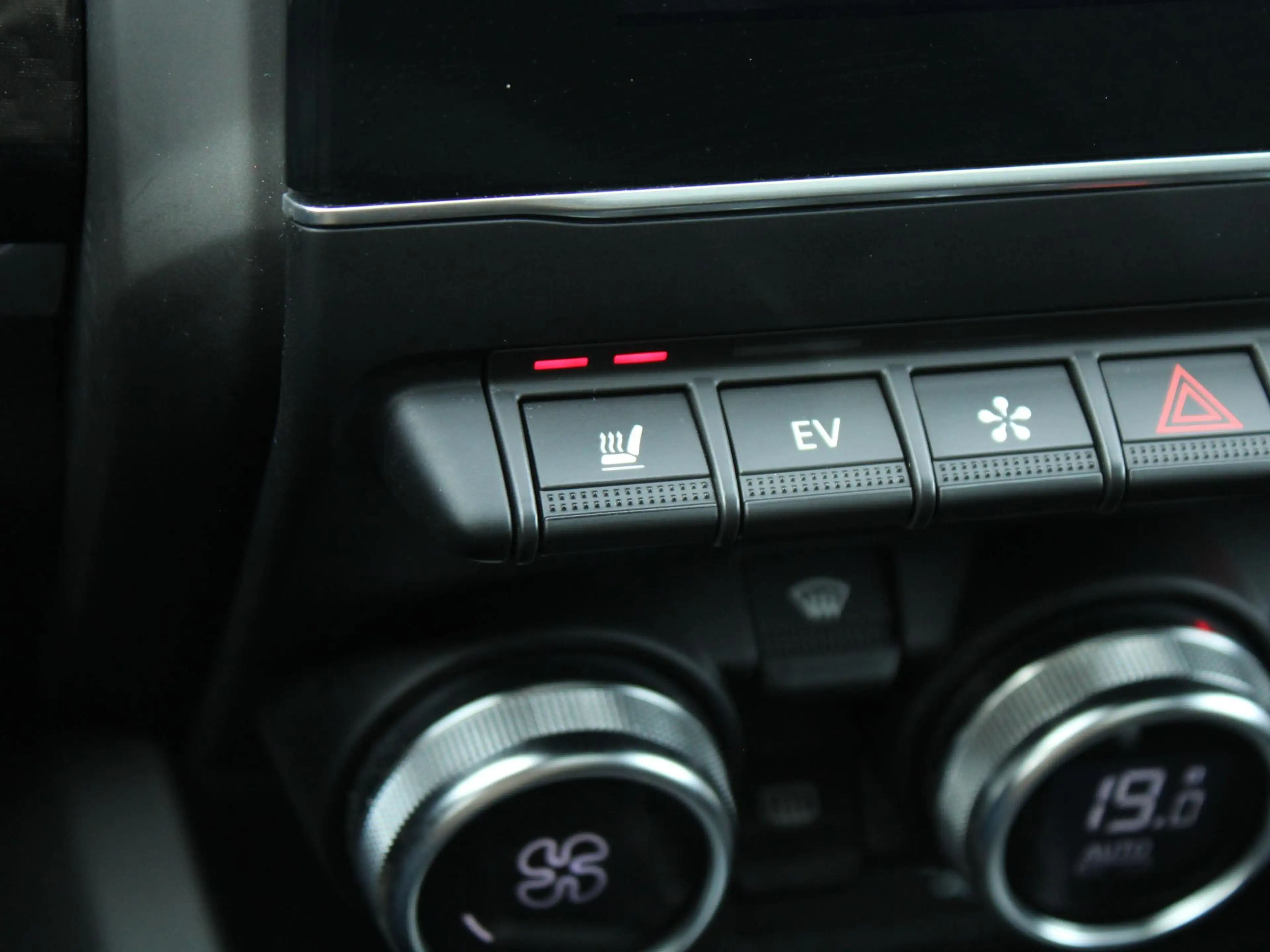 Renault Arkana 1.6 E-Tech hybrid 145 E-Tech engineered | Panorama — photo 39