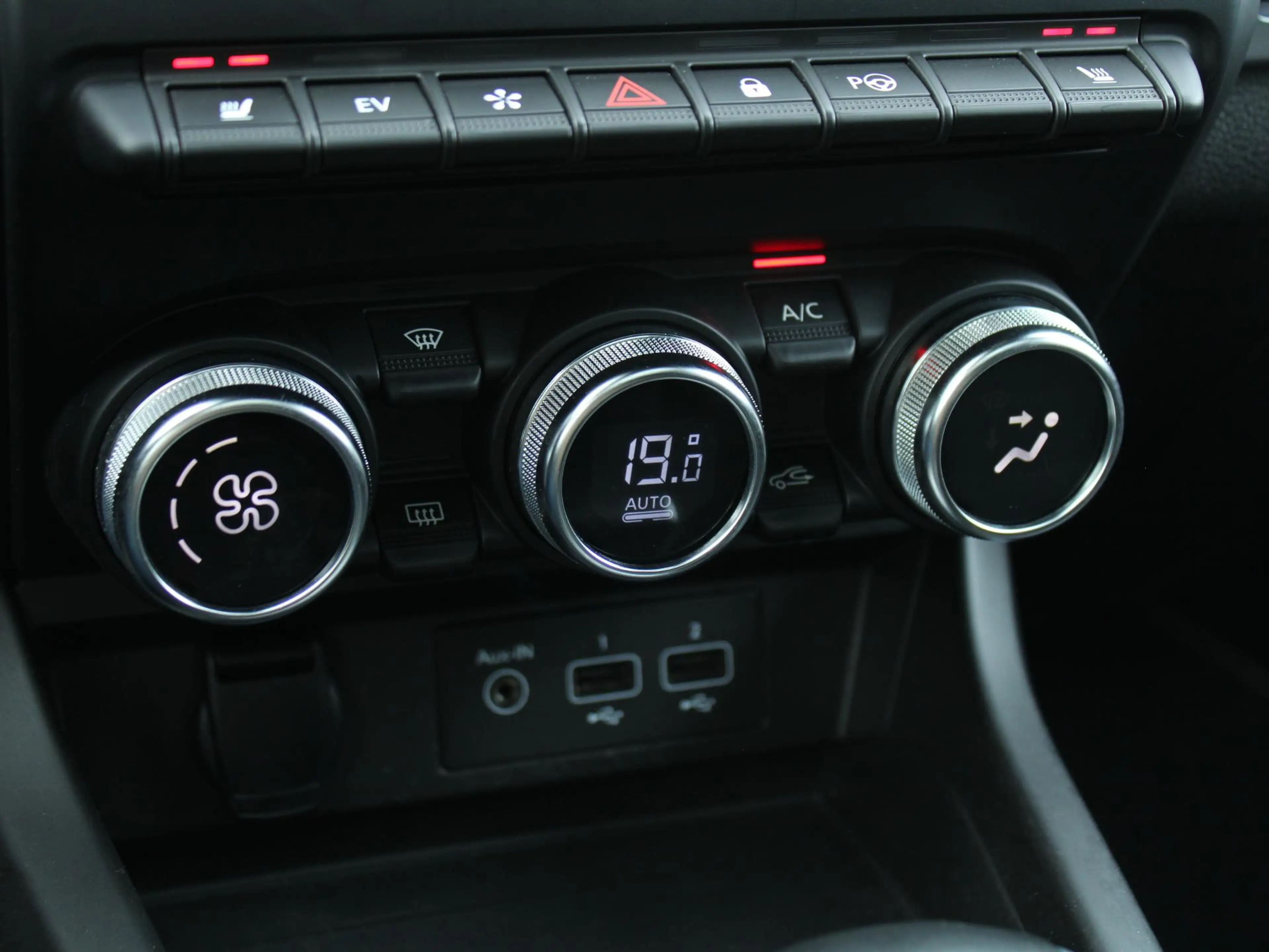 Renault Arkana 1.6 E-Tech hybrid 145 E-Tech engineered | Panorama — photo 40