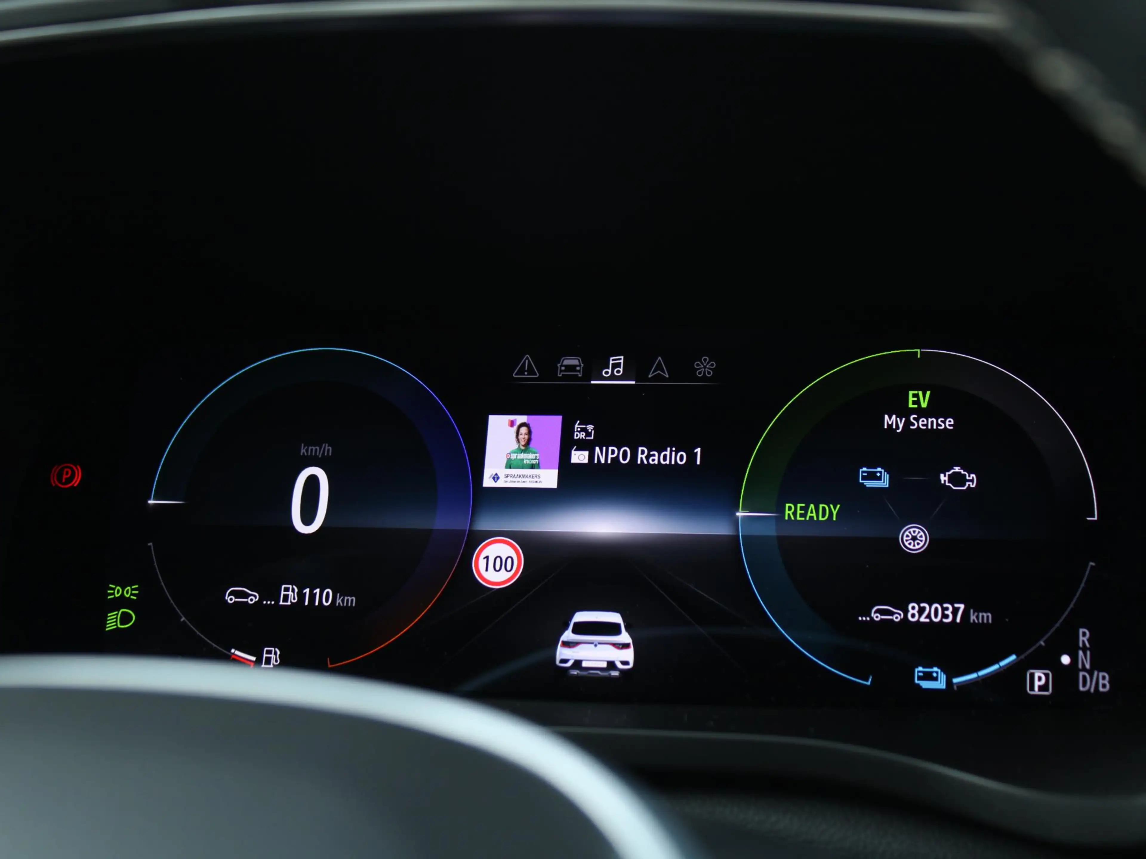 Renault Arkana 1.6 E-Tech hybrid 145 E-Tech engineered | Panorama — photo 27