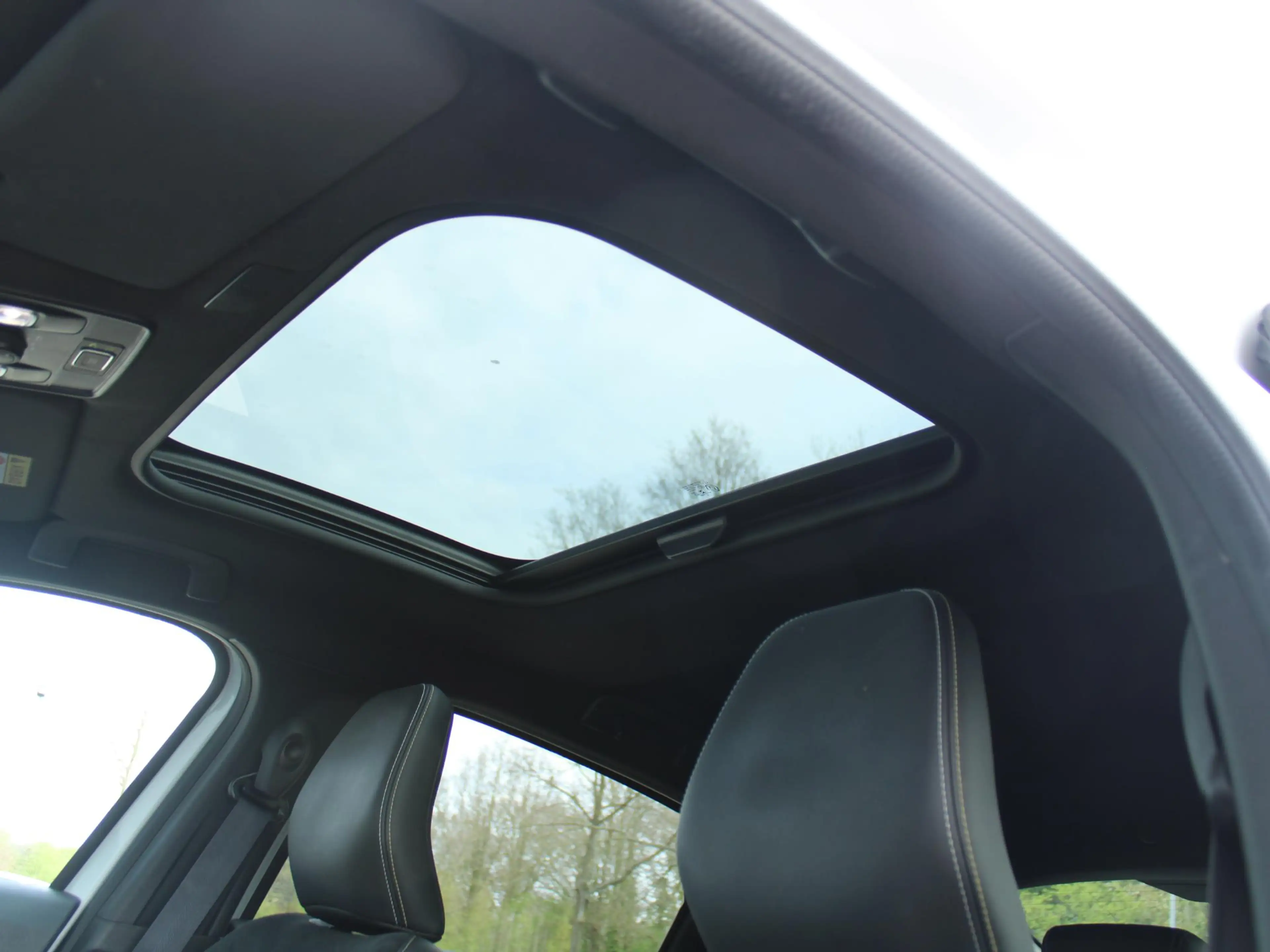 Renault Arkana 1.6 E-Tech hybrid 145 E-Tech engineered | Panorama — photo 14