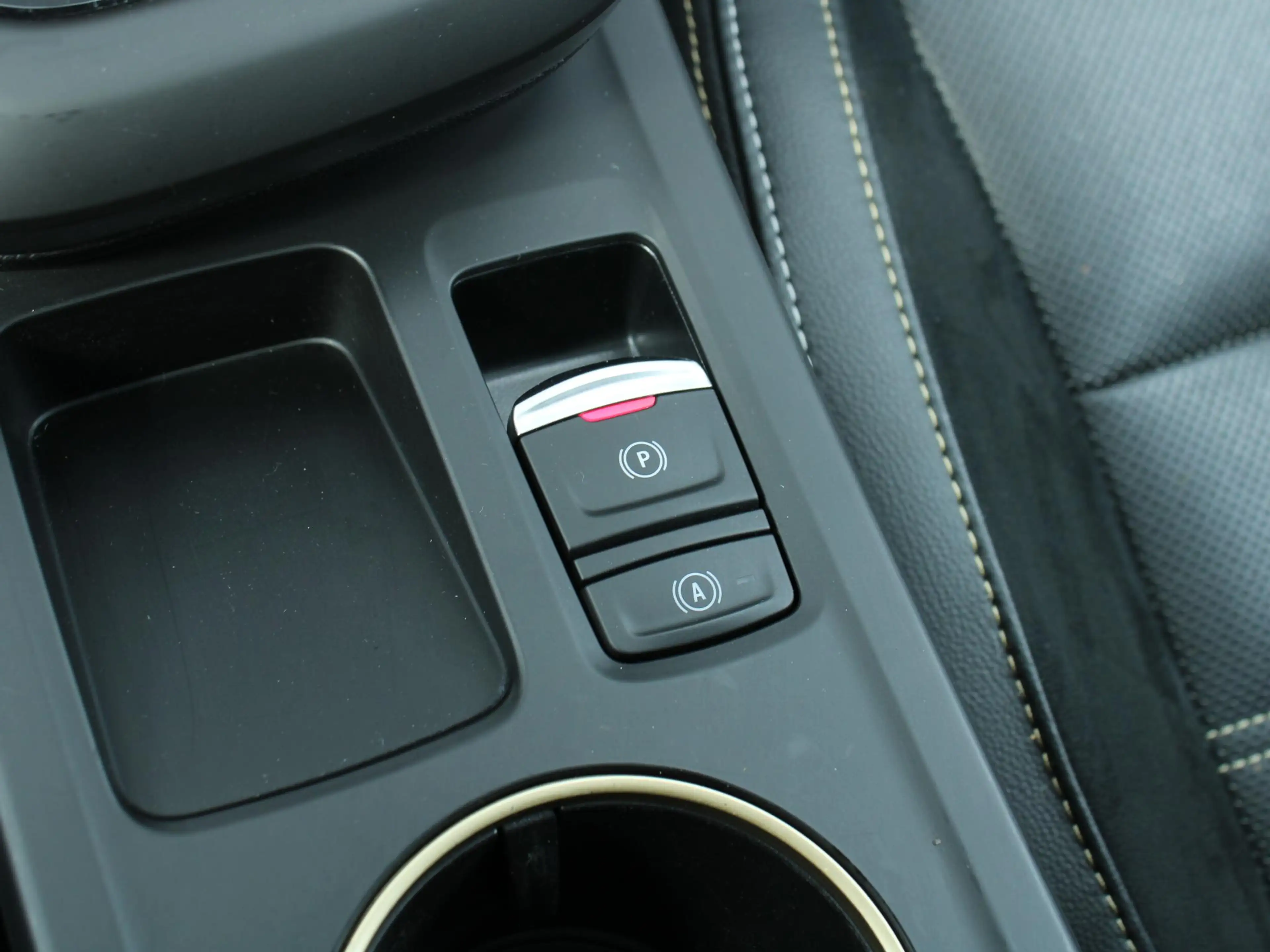 Renault Arkana 1.6 E-Tech hybrid 145 E-Tech engineered | Panorama — photo 42