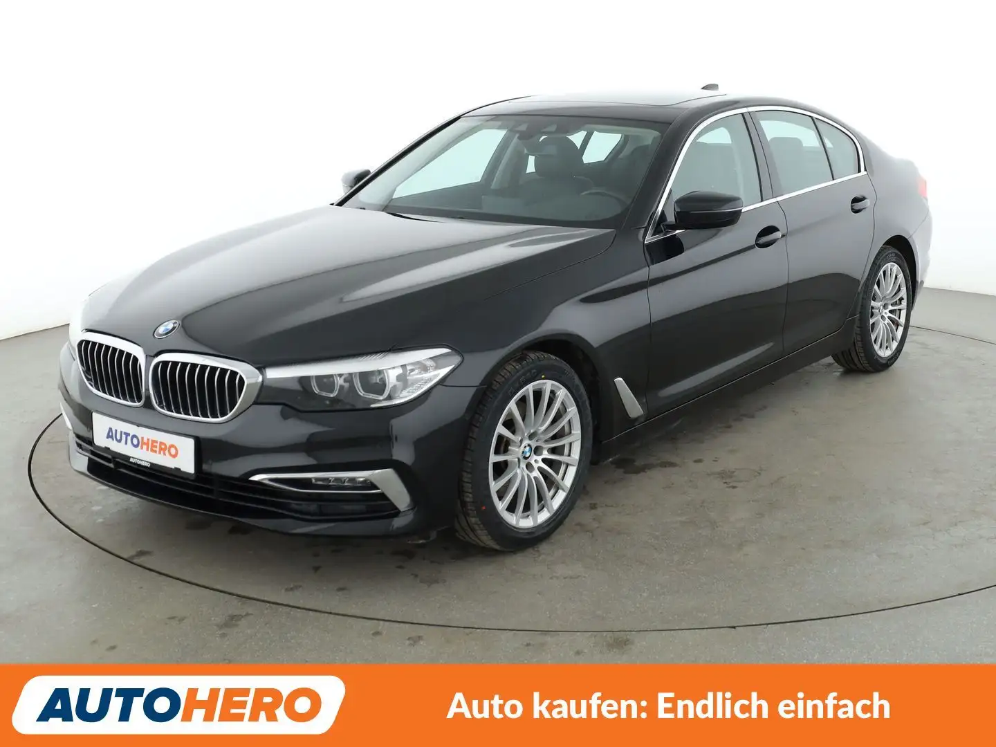 BMW 520 i Luxury Line Aut.*NAVI*CAM*TEMPO* Schwarz - 1