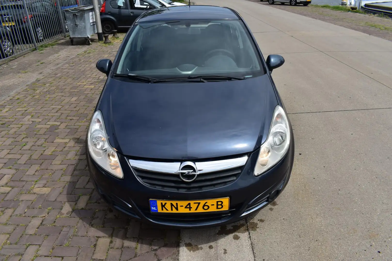 Opel Corsa 1.2-16V Enjoy Grijs - 2