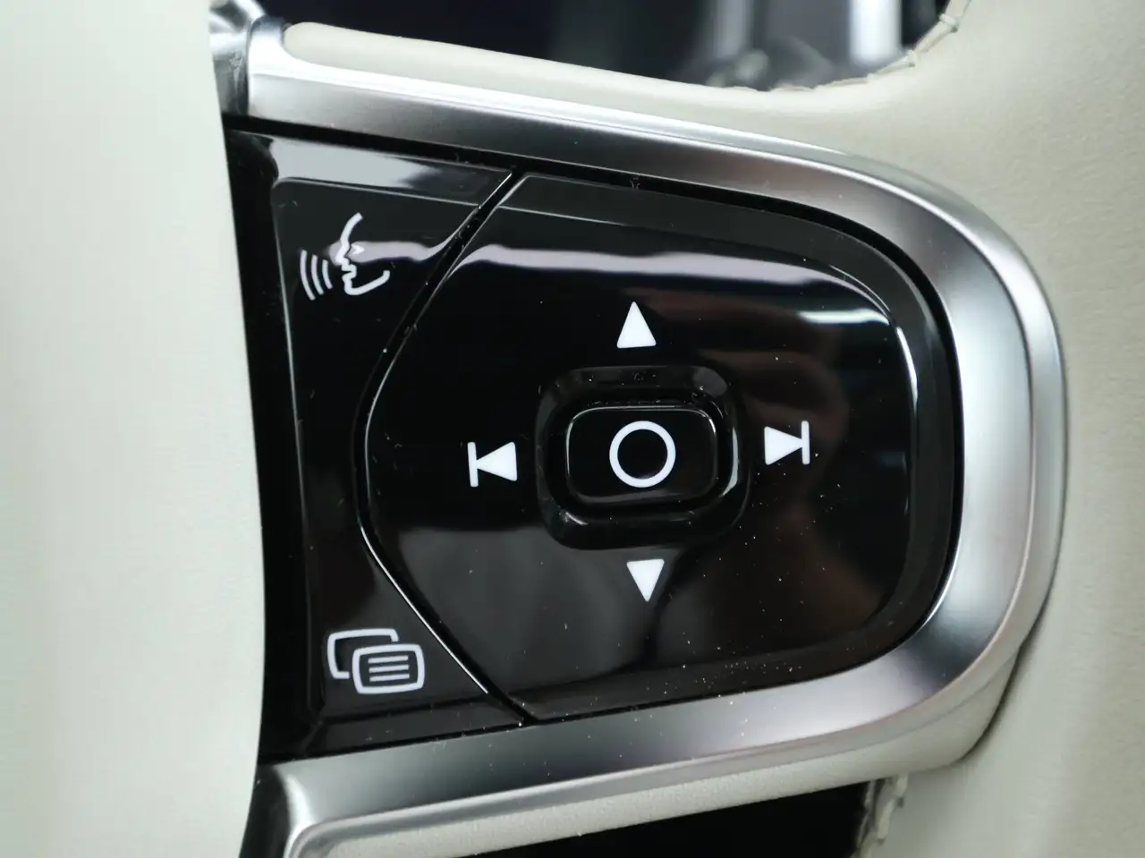 Volvo XC90 2.0 b5 Ultimate Bright awd 7p.ti auto SOSPENSIONI TETTO SED RISC + MASSAGGIO 360', миниатюра 23